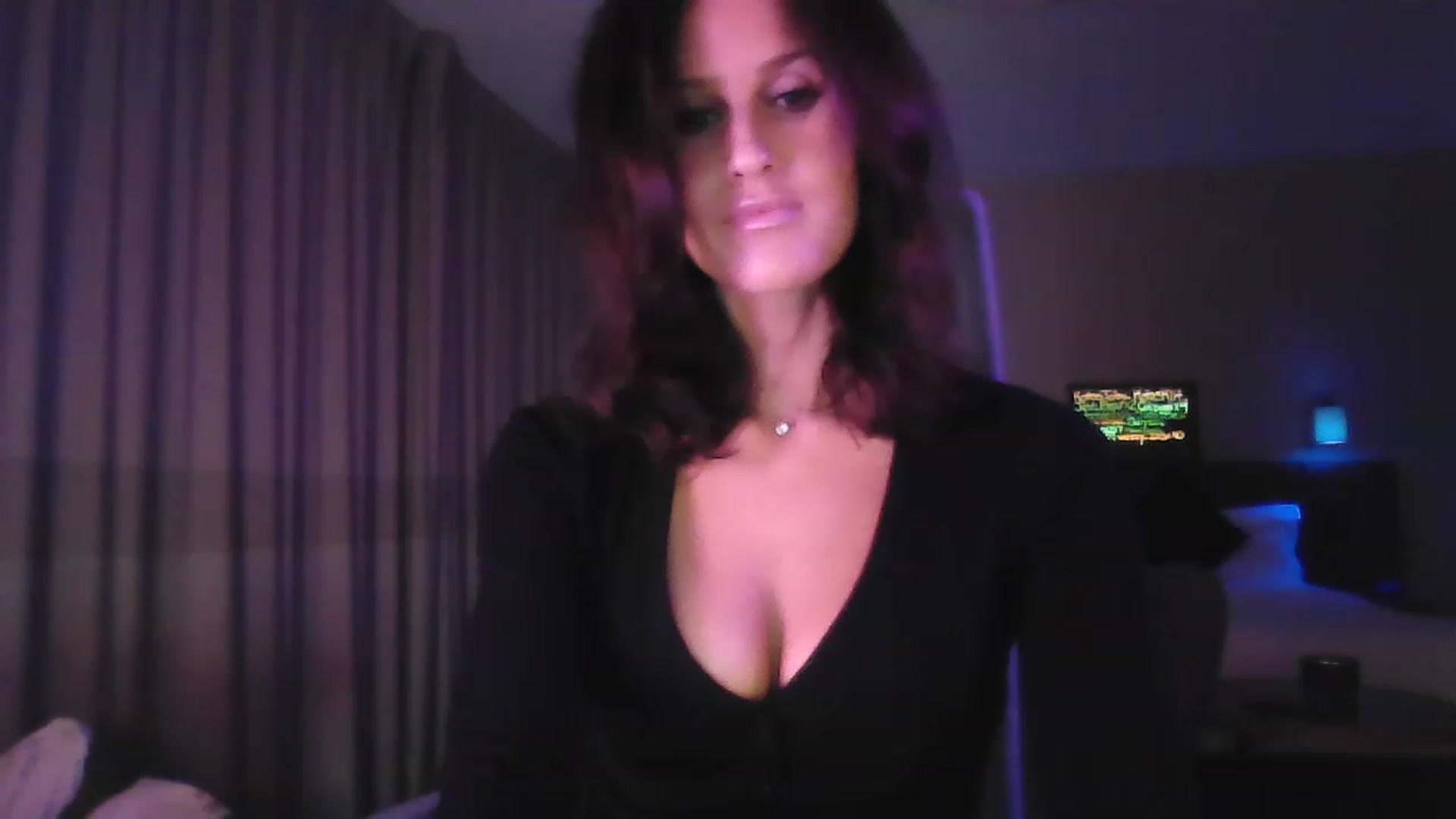 Gallery image thumbnail from DakotaCox's myfreecams stream on, 11/16/2022, 07:55 image 4 of 20