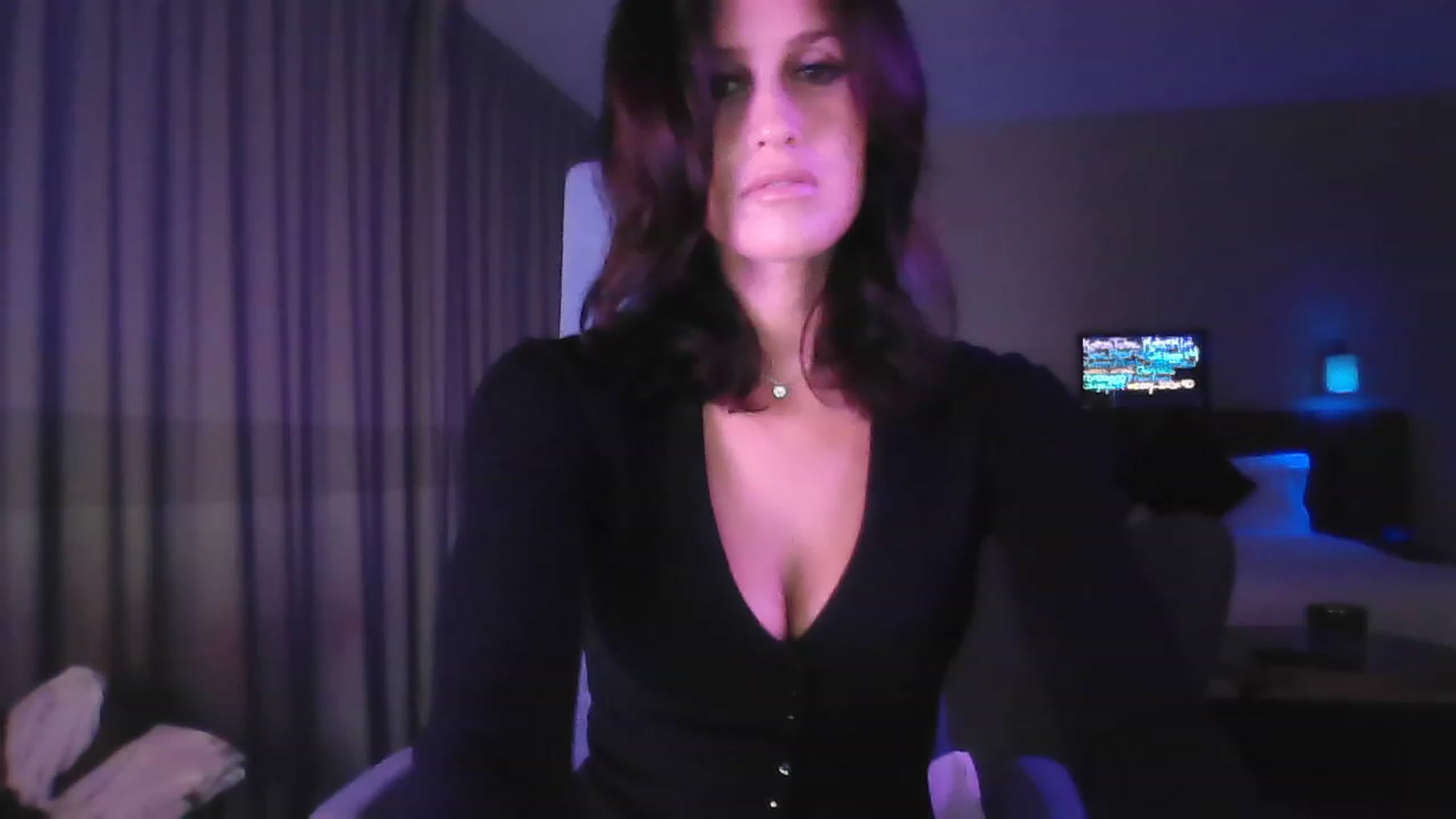 Gallery image thumbnail from DakotaCox's myfreecams stream on, 11/16/2022, 07:56 image 8 of 20