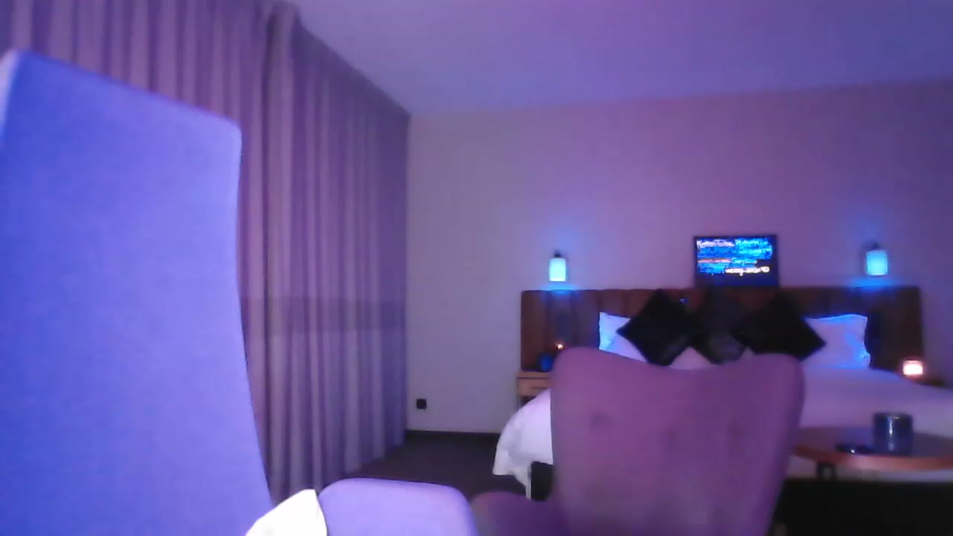 Gallery image thumbnail from DakotaCox's myfreecams stream on, 11/17/2022, 04:08 image 16 of 20