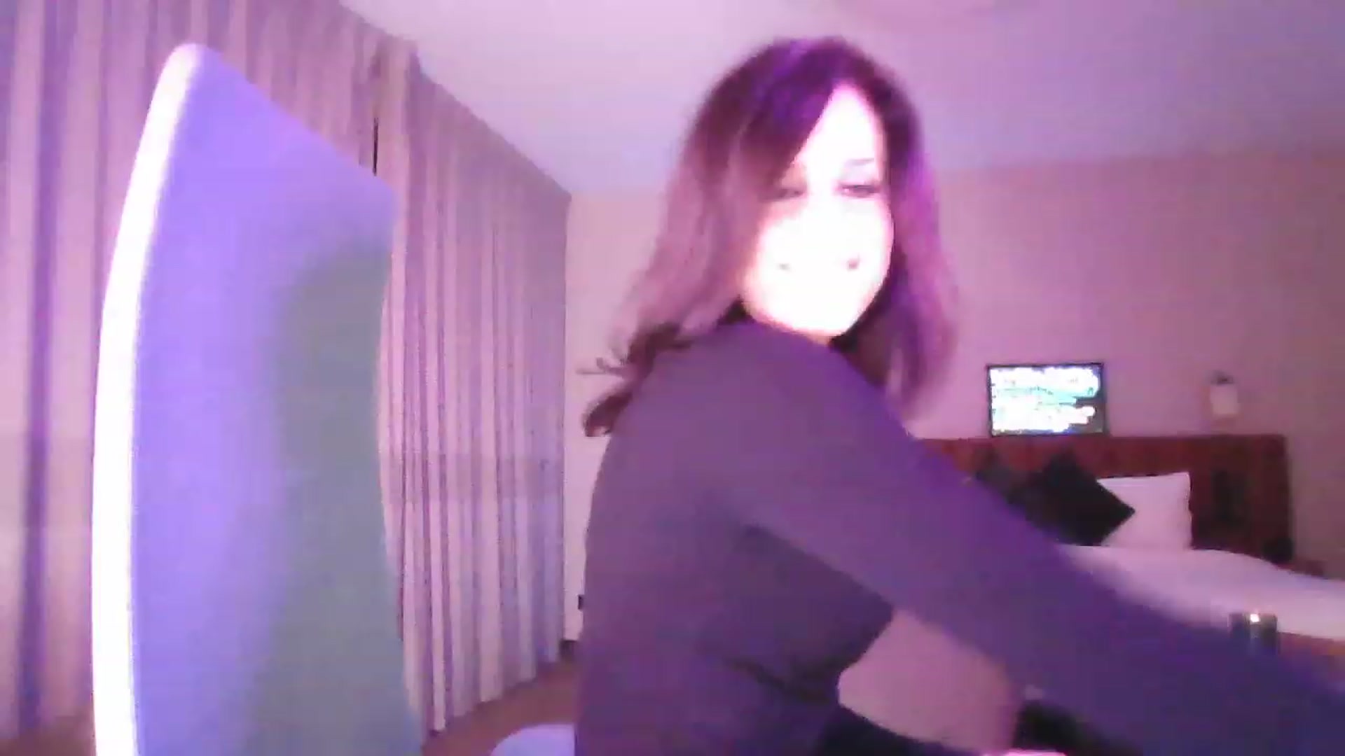 Gallery image thumbnail from DakotaCox's myfreecams stream on, 11/21/2022, 04:36 image 16 of 20