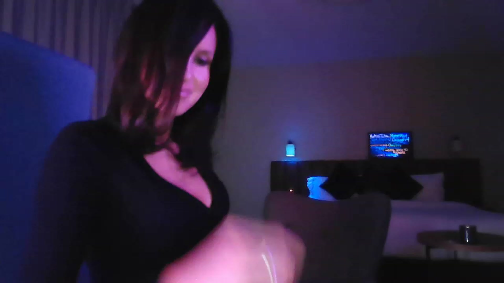 Gallery image thumbnail from DakotaCox's myfreecams stream on, 11/21/2022, 05:04 image 4 of 20