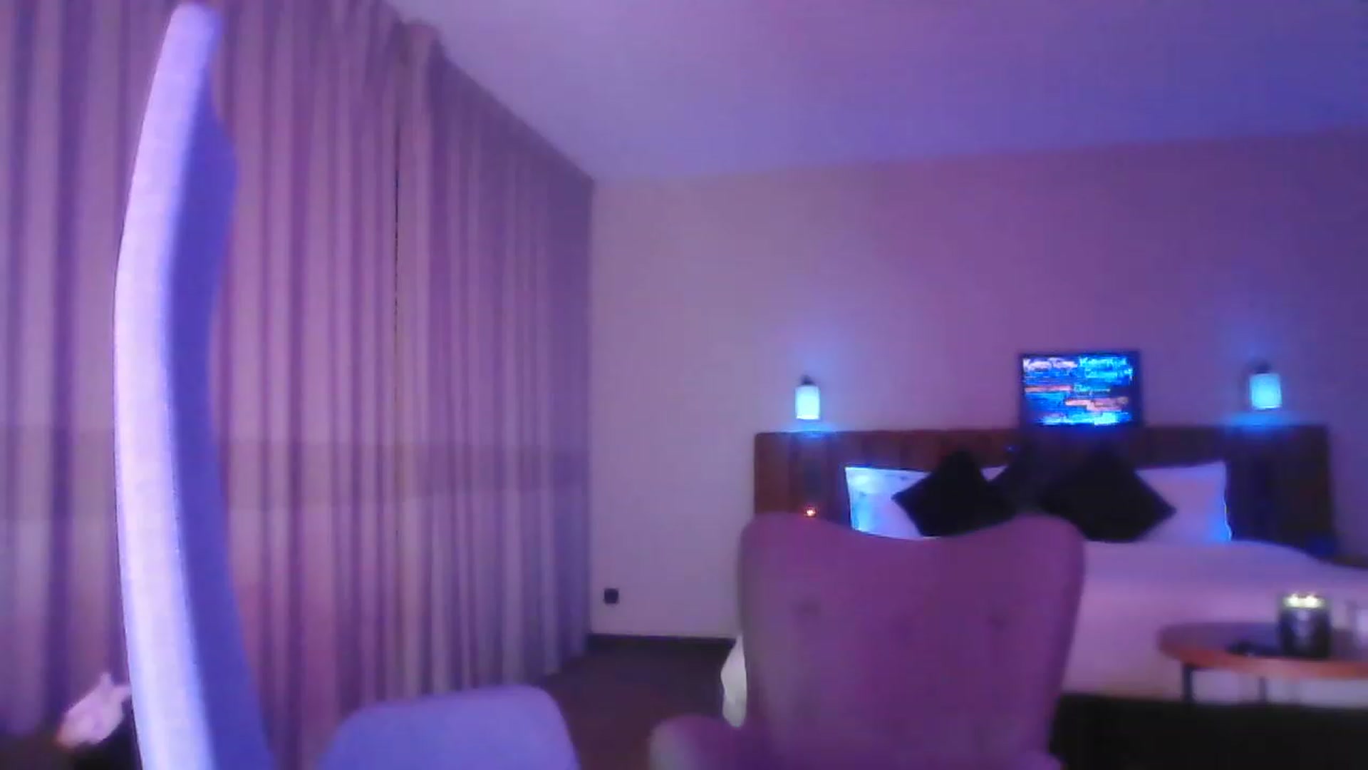 Gallery image thumbnail from DakotaCox's myfreecams stream on, 11/23/2022, 07:46 image 8 of 20