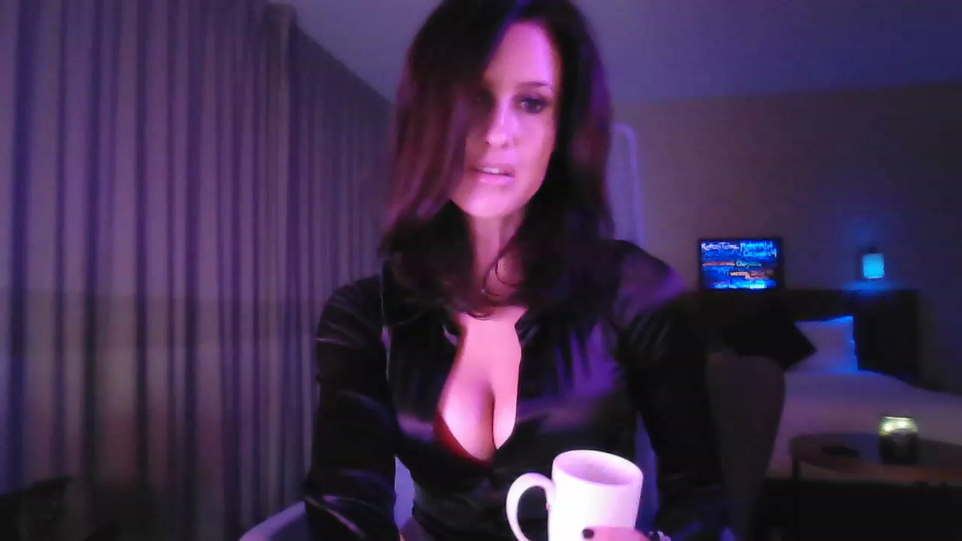 Gallery image thumbnail from DakotaCox's myfreecams stream on, 11/26/2022, 05:23 image 1 of 20