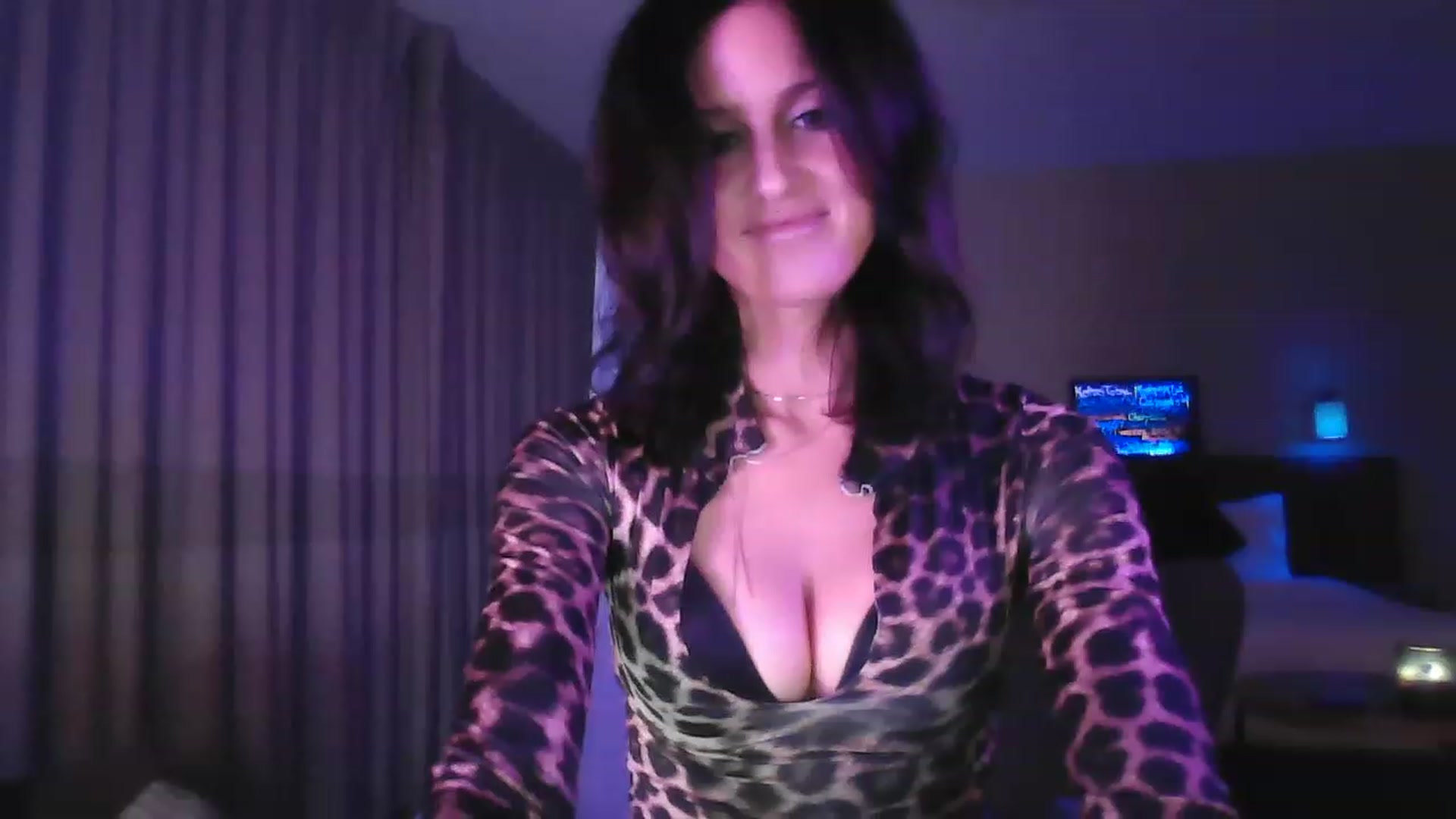 Gallery image thumbnail from DakotaCox's myfreecams stream on, 11/28/2022, 03:39 image 7 of 20