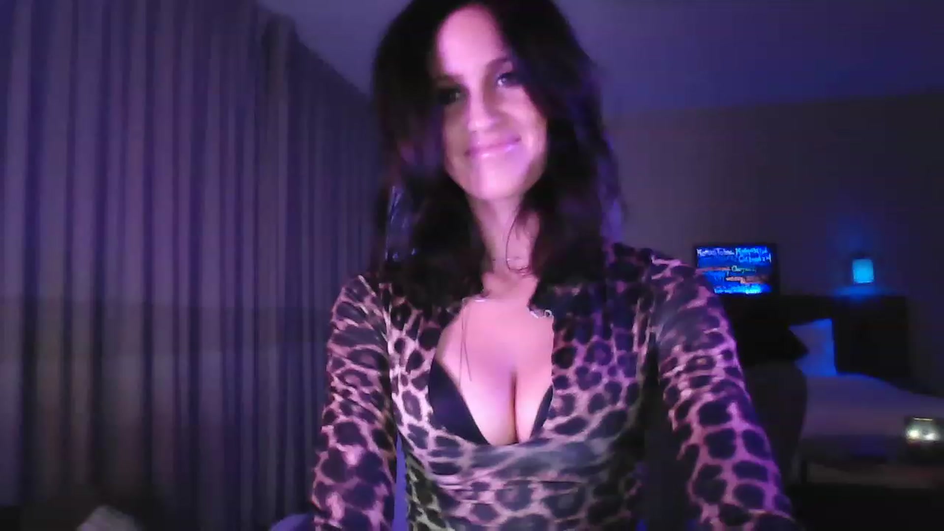 Gallery image thumbnail from DakotaCox's myfreecams stream on, 11/28/2022, 03:39 image 8 of 20