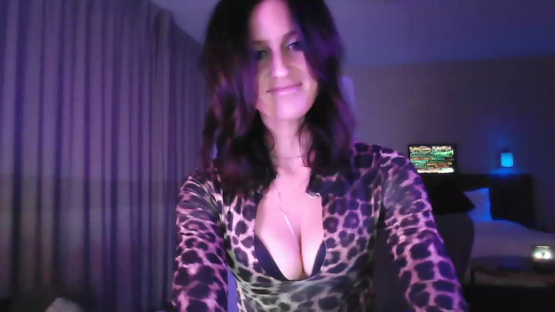 Gallery image thumbnail from DakotaCox's myfreecams stream on, 11/28/2022, 03:39 image 20 of 20