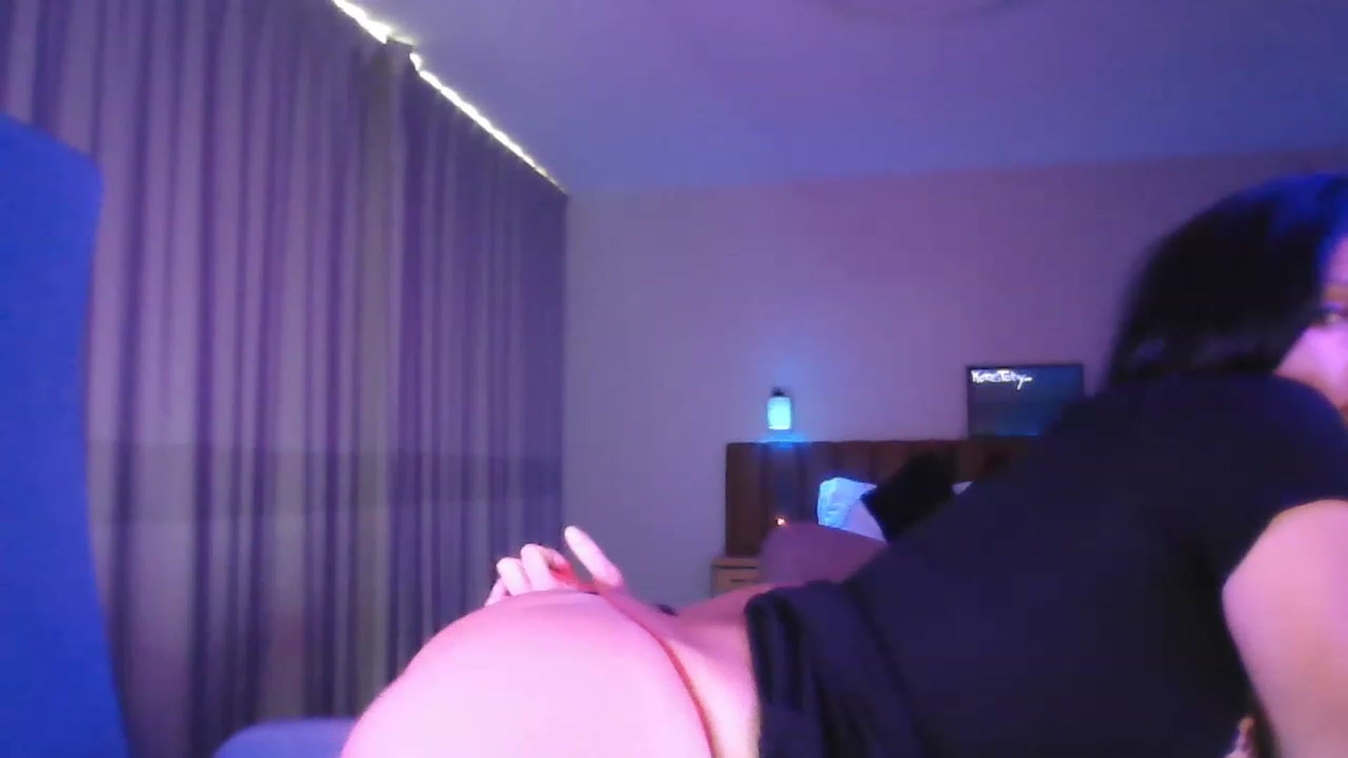 Gallery image thumbnail from DakotaCox's myfreecams stream on, 05/13/2023, 04:15 image 10 of 20