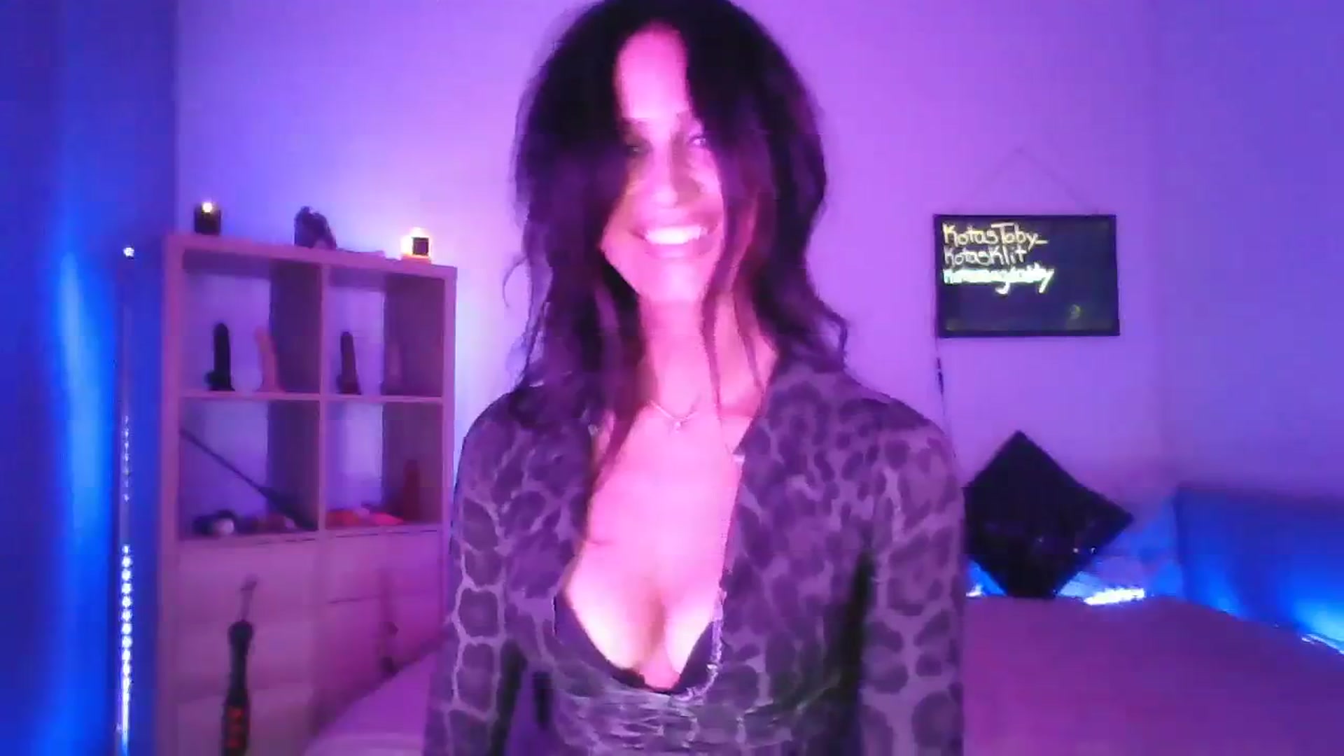 Gallery image thumbnail from DakotaCox's myfreecams stream on, 09/23/2023, 06:01 image 10 of 20
