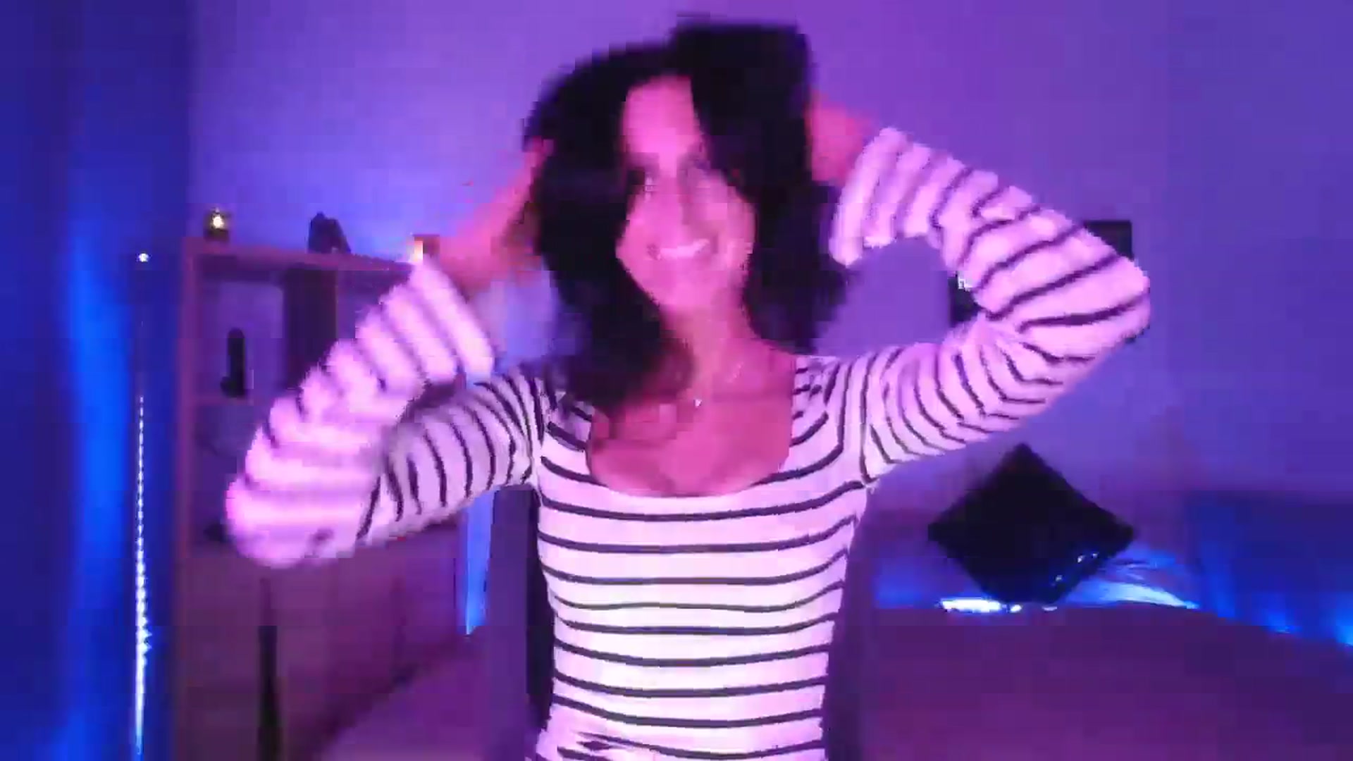 Gallery image thumbnail from DakotaCox's myfreecams stream on, 10/01/2023, 03:56 image 2 of 20