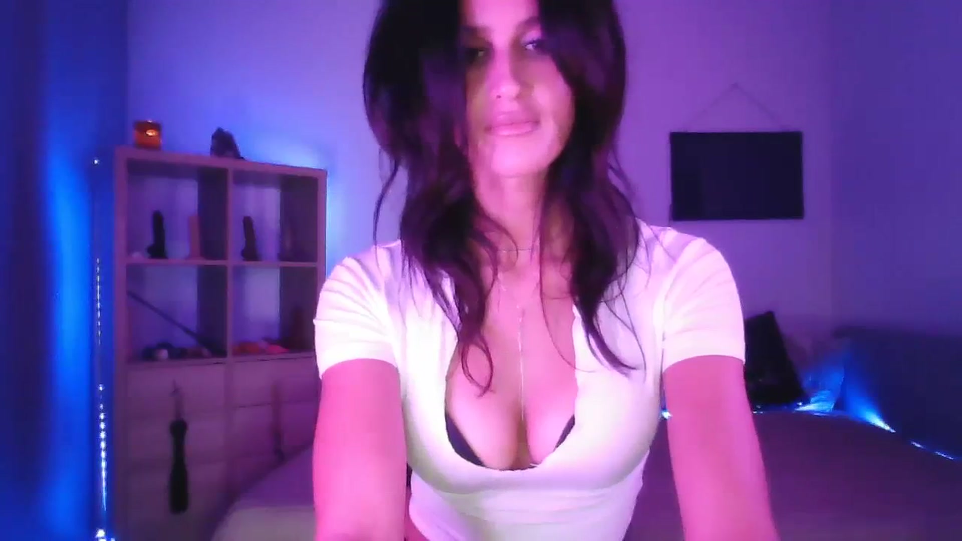 Gallery image thumbnail from DakotaCox's myfreecams stream on, 10/22/2023, 06:04 image 9 of 20