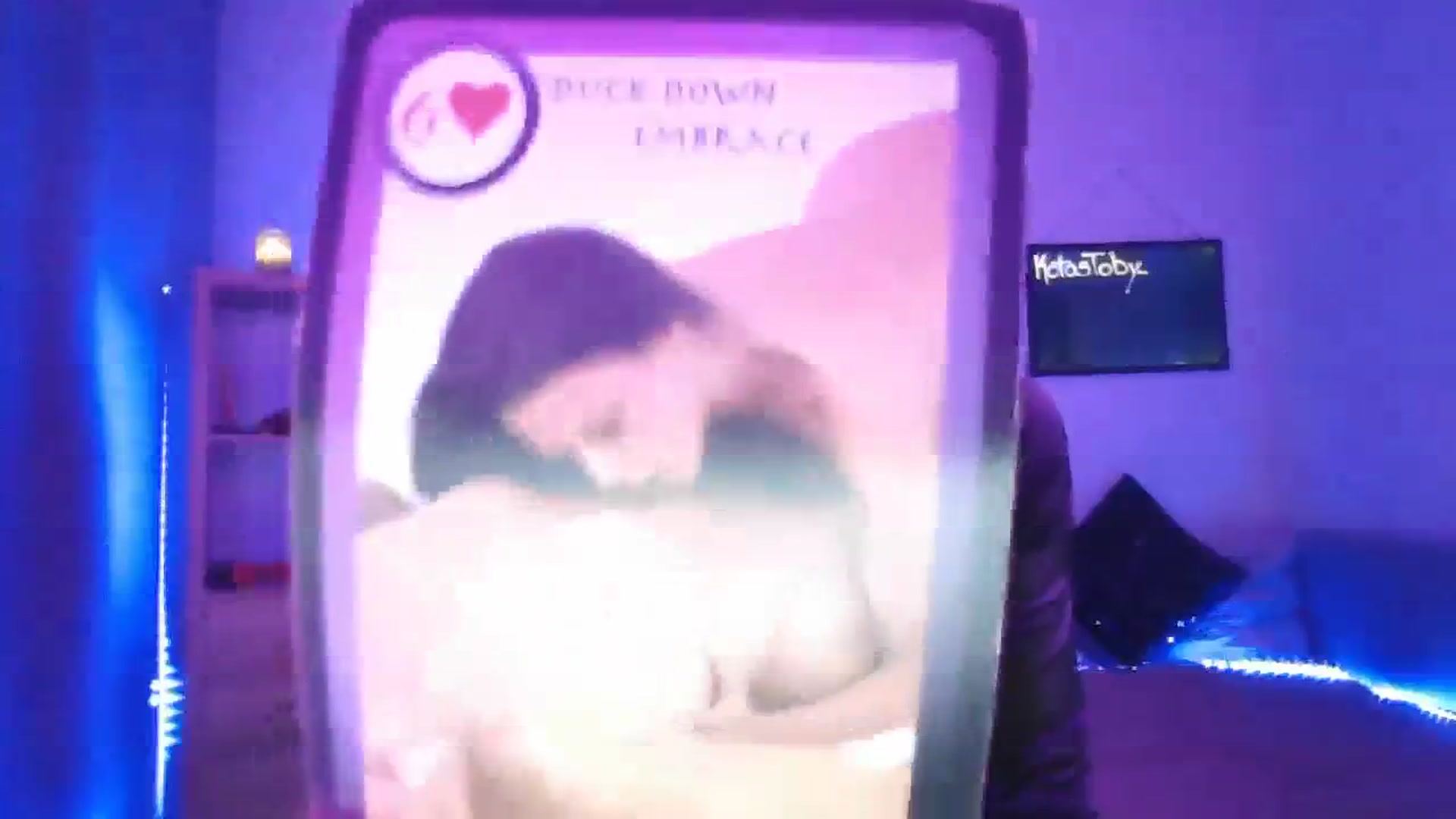 Gallery image thumbnail from DakotaCox's myfreecams stream on, 03/05/2024, 03:42 image 8 of 20