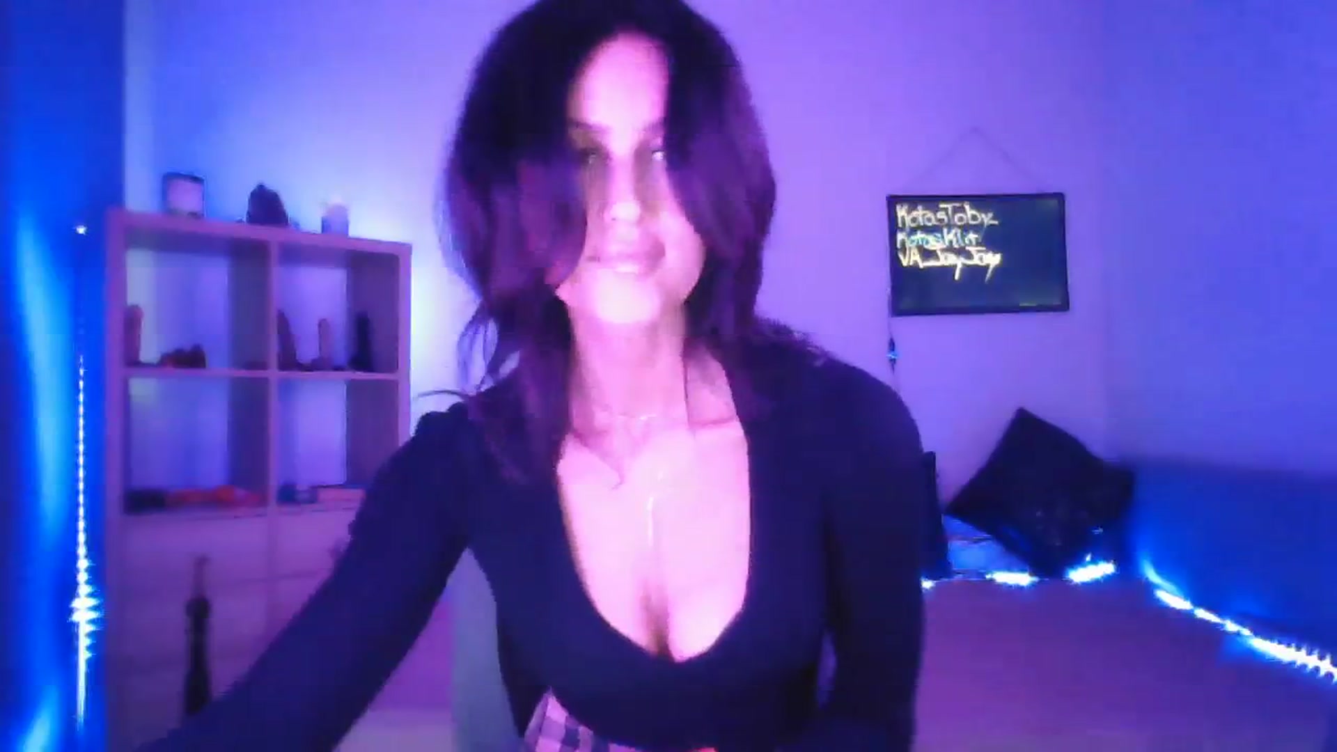 Gallery image thumbnail from DakotaCox's myfreecams stream on, 03/31/2024, 05:24 image 4 of 20