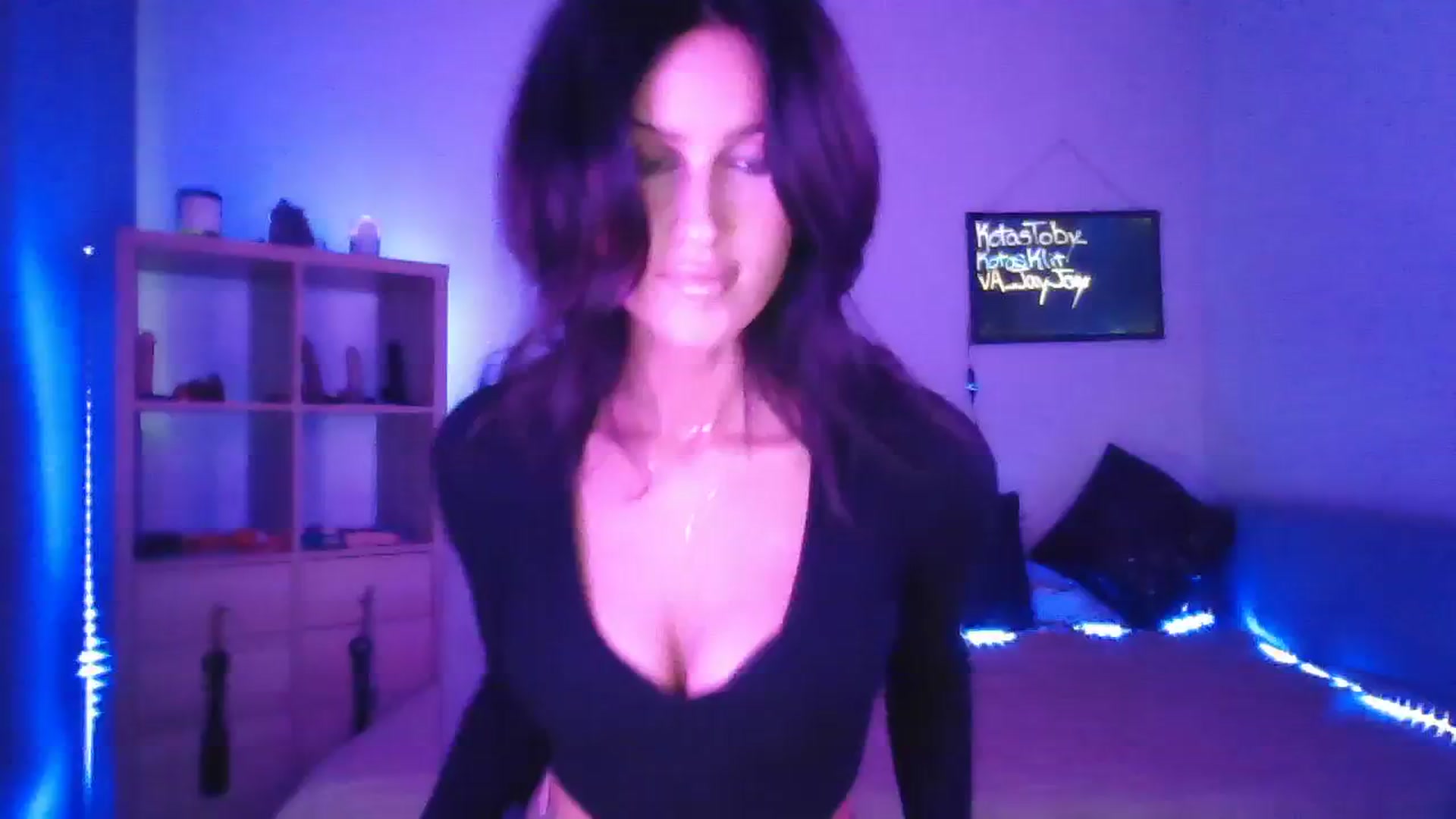 Gallery image thumbnail from DakotaCox's myfreecams stream on, 03/31/2024, 05:24 image 1 of 20
