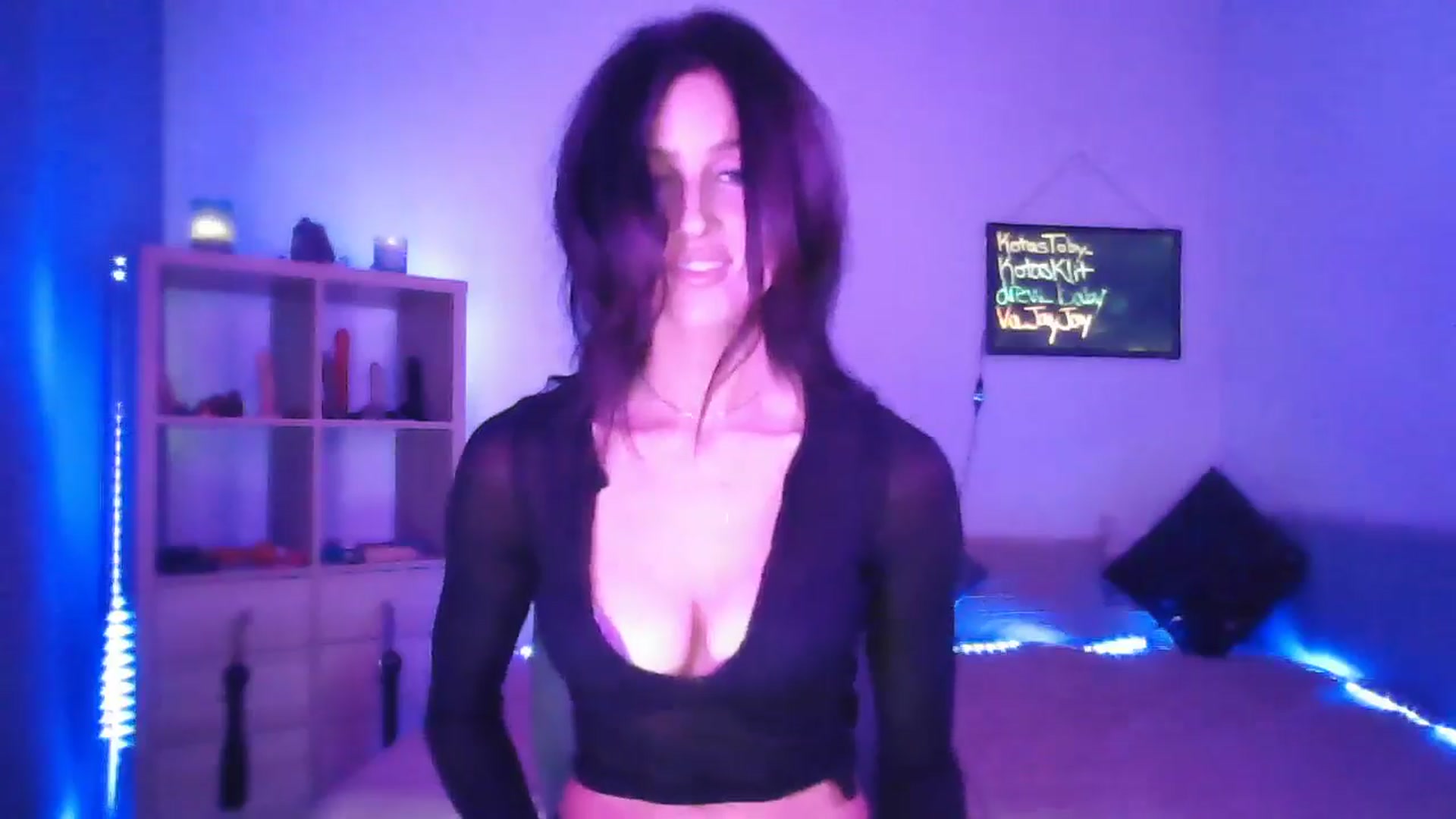 Gallery image thumbnail from DakotaCox's myfreecams stream on, 04/21/2024, 05:12 image 19 of 20