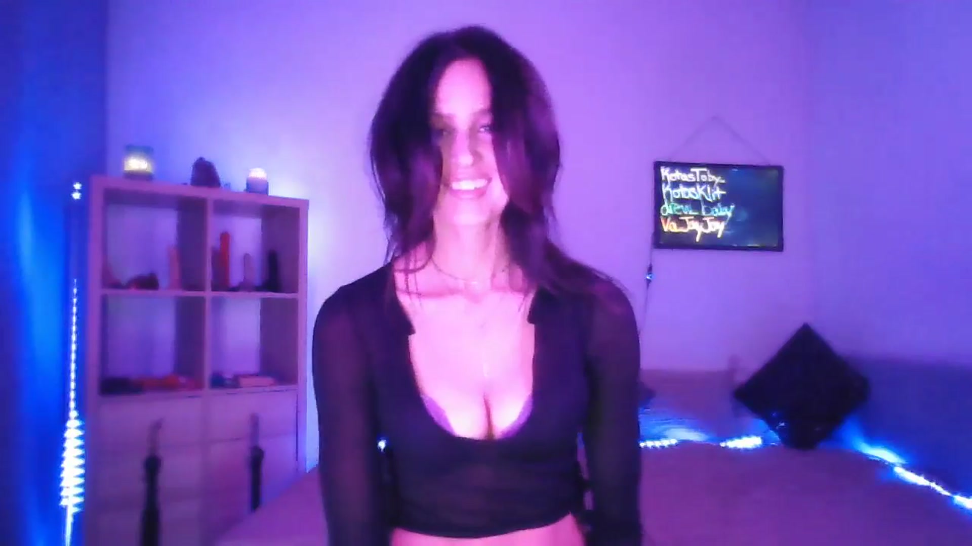 Gallery image thumbnail from DakotaCox's myfreecams stream on, 04/21/2024, 05:12 image 5 of 20