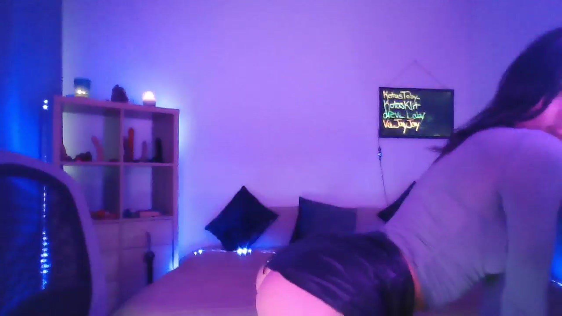 Gallery image thumbnail from DakotaCox's myfreecams stream on, 05/05/2024, 04:36 image 11 of 20