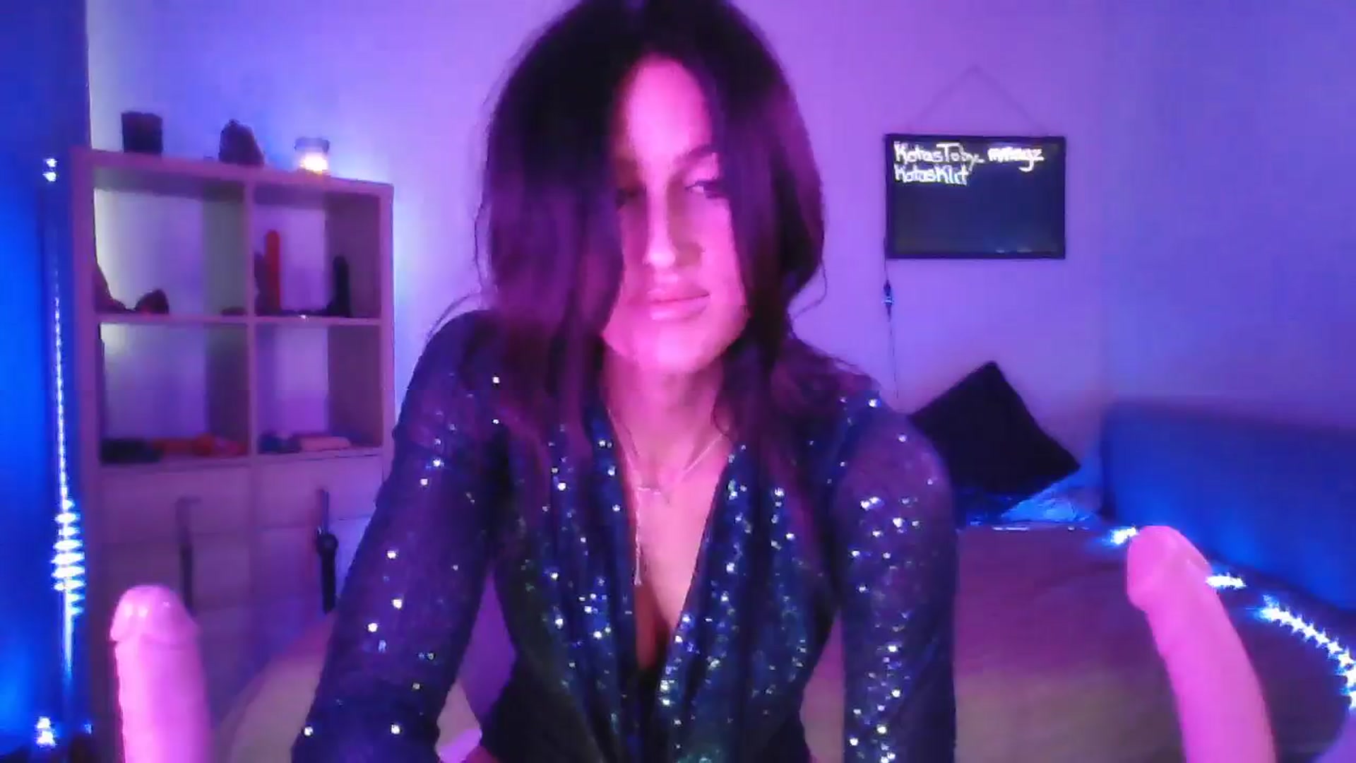 Gallery image thumbnail from DakotaCox's myfreecams stream on, 05/14/2024, 05:04 image 17 of 20
