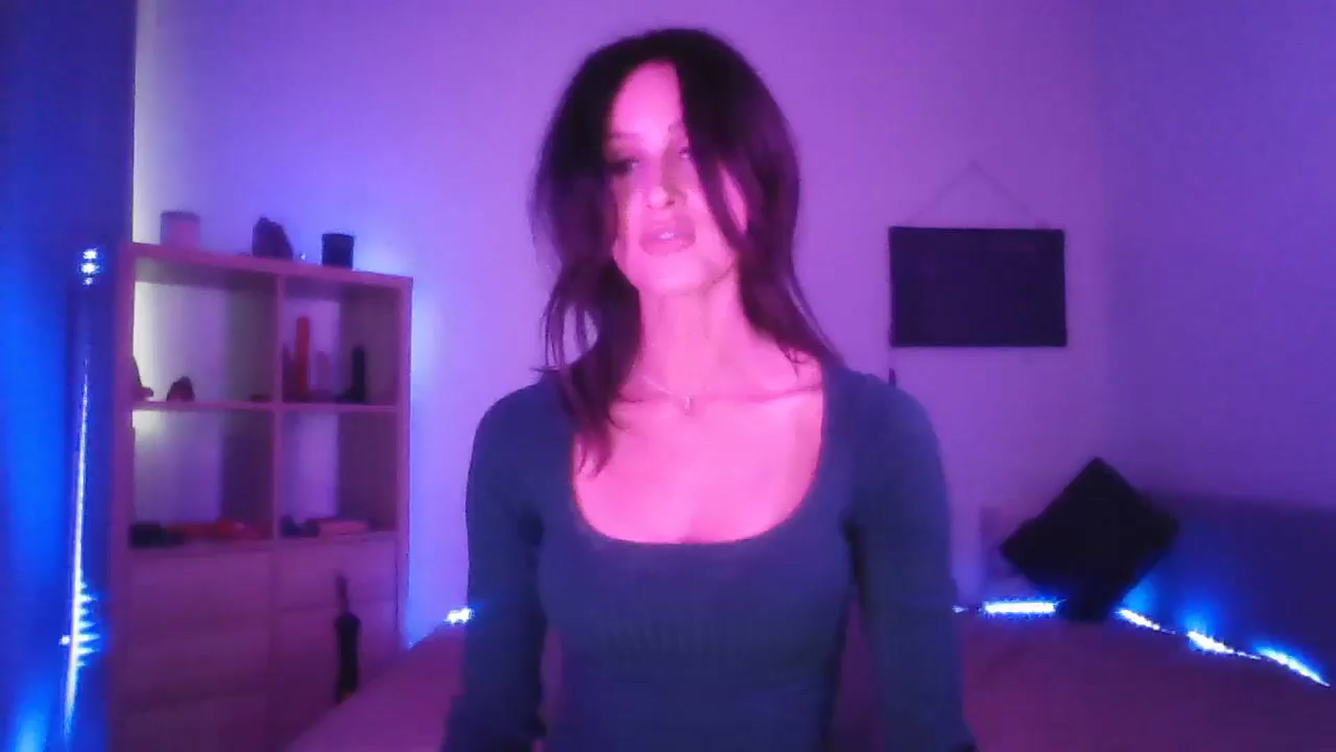 Gallery image thumbnail from DakotaCox's myfreecams stream on, 05/18/2024, 06:22 image 14 of 20