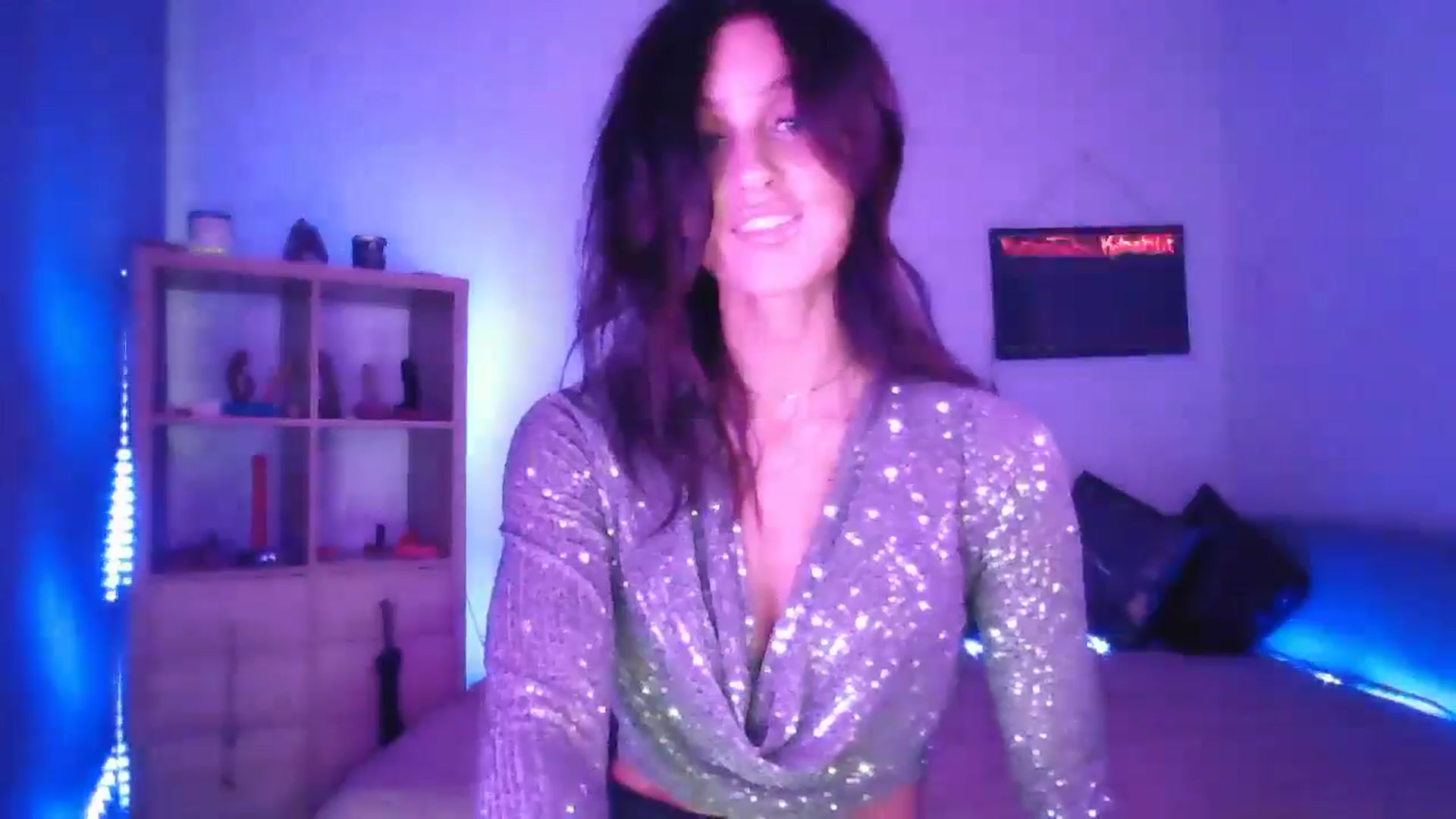 Gallery image thumbnail from DakotaCox's myfreecams stream on, 08/10/2024, 04:40 image 8 of 20