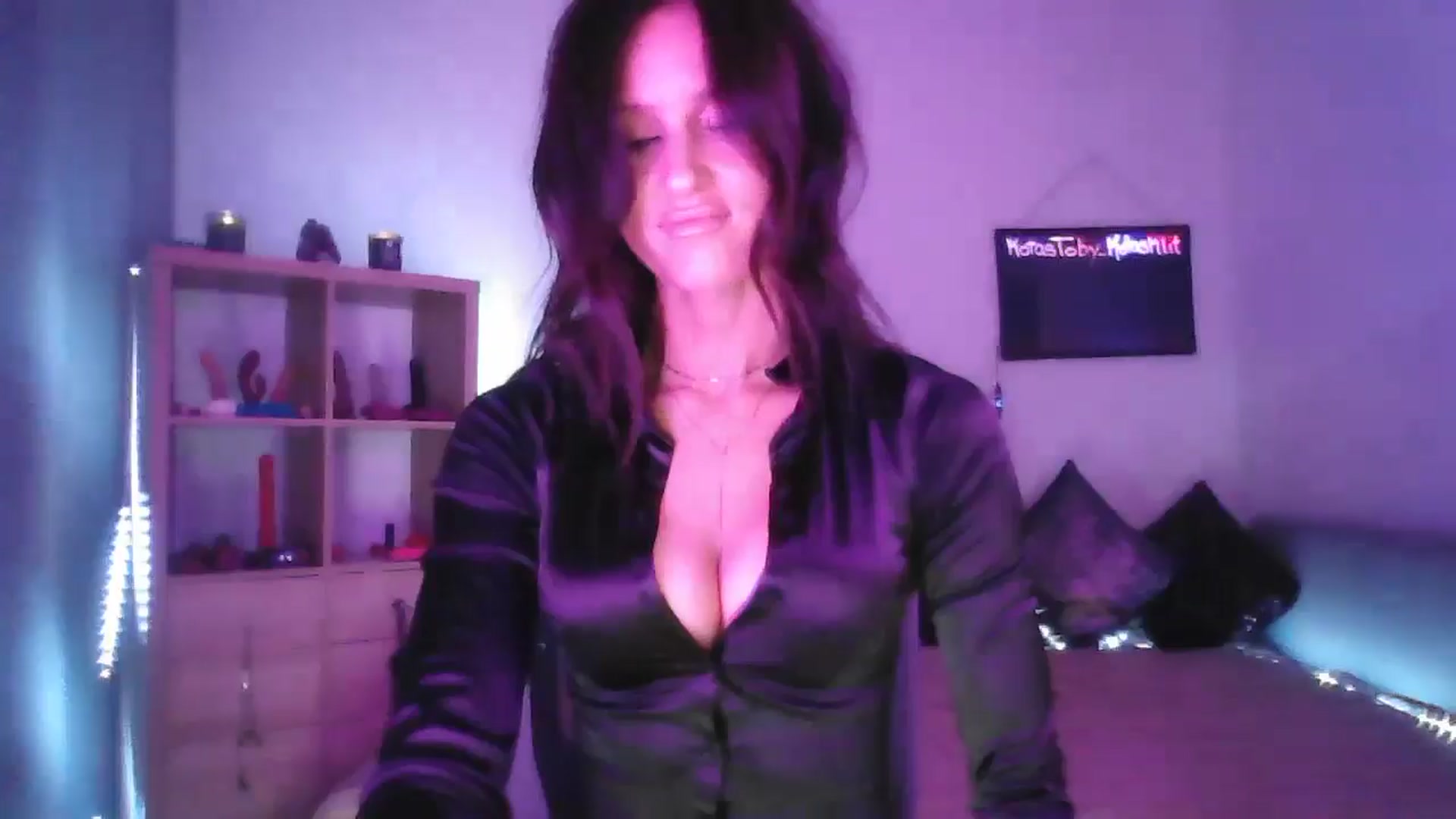 Gallery image thumbnail from DakotaCox's myfreecams stream on, 08/12/2024, 04:07 image 3 of 20