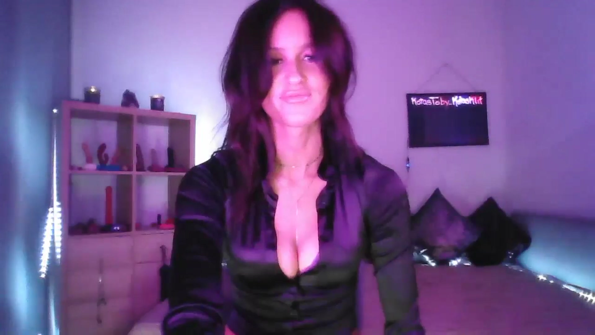 Gallery image thumbnail from DakotaCox's myfreecams stream on, 08/12/2024, 04:07 image 5 of 20
