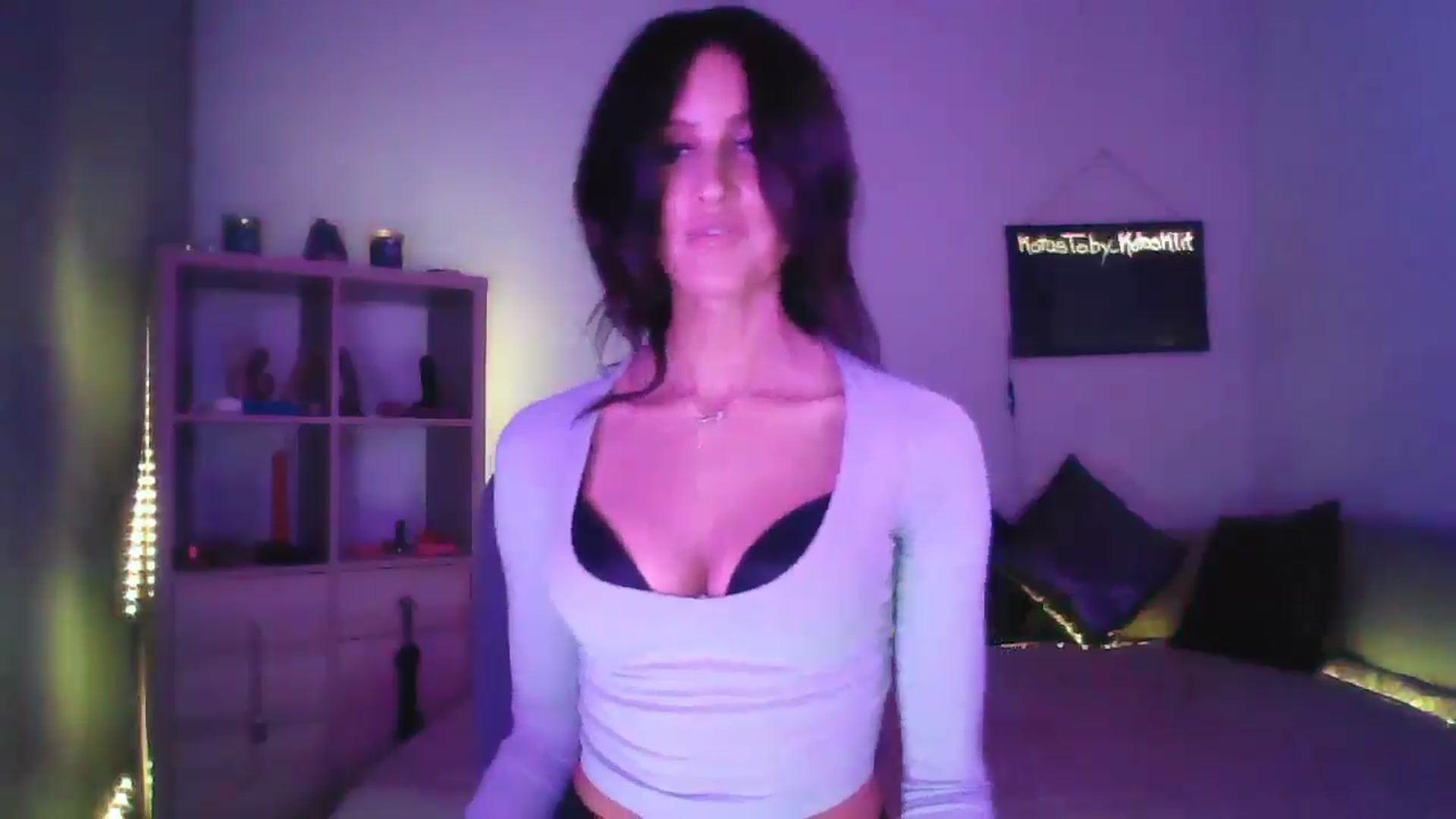 Gallery image thumbnail from DakotaCox's myfreecams stream on, 08/16/2024, 03:30 image 20 of 20
