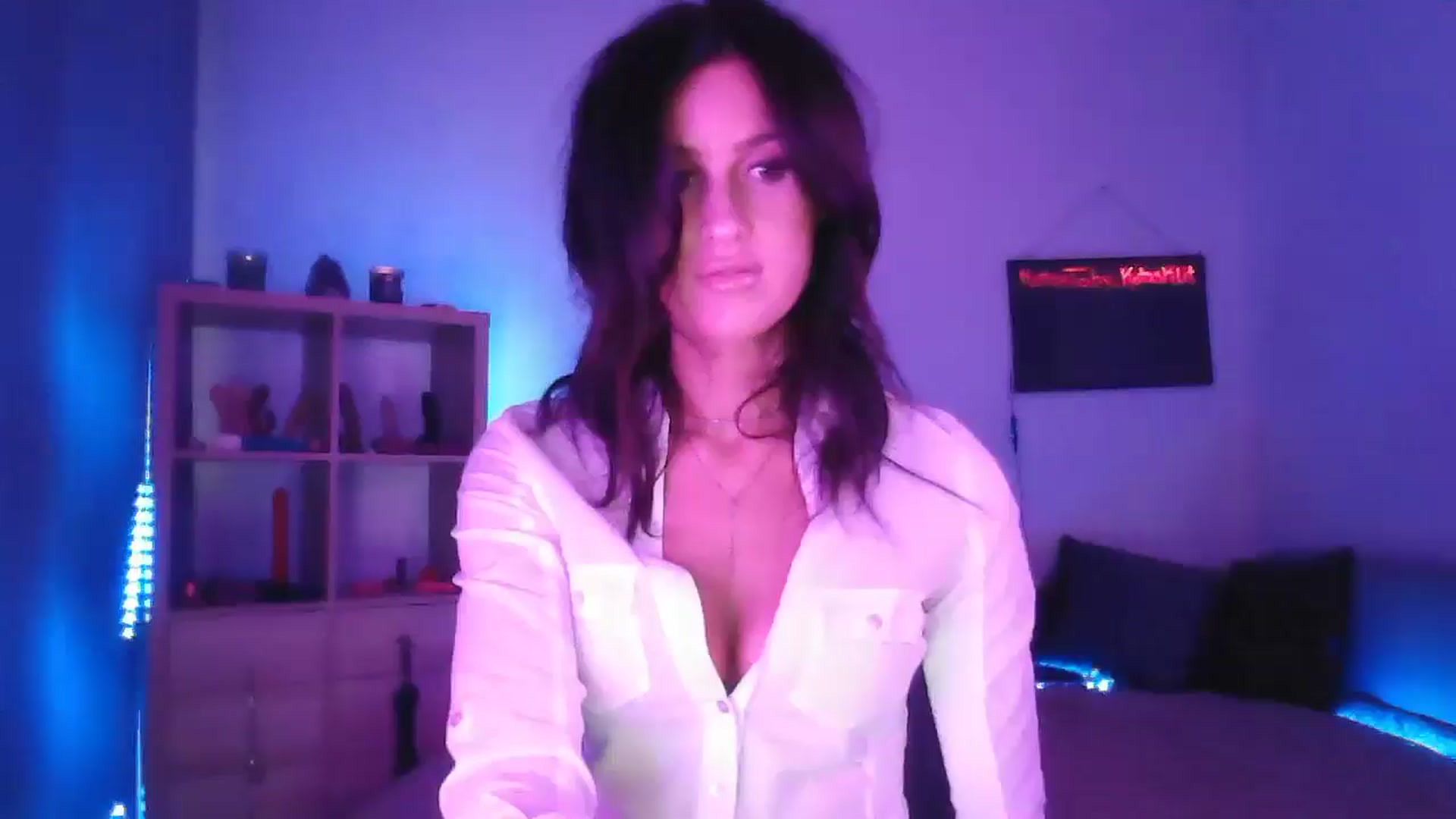 Gallery image thumbnail from DakotaCox's myfreecams stream on, 08/17/2024, 04:19 image 1 of 20