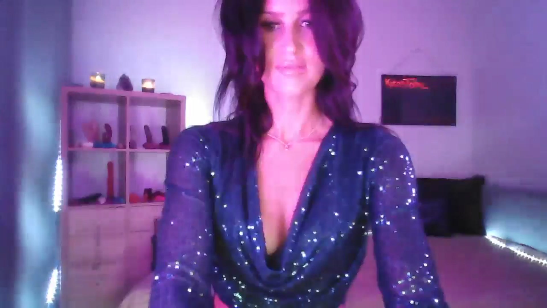 Gallery image thumbnail from DakotaCox's myfreecams stream on, 09/07/2024, 02:57 image 7 of 20