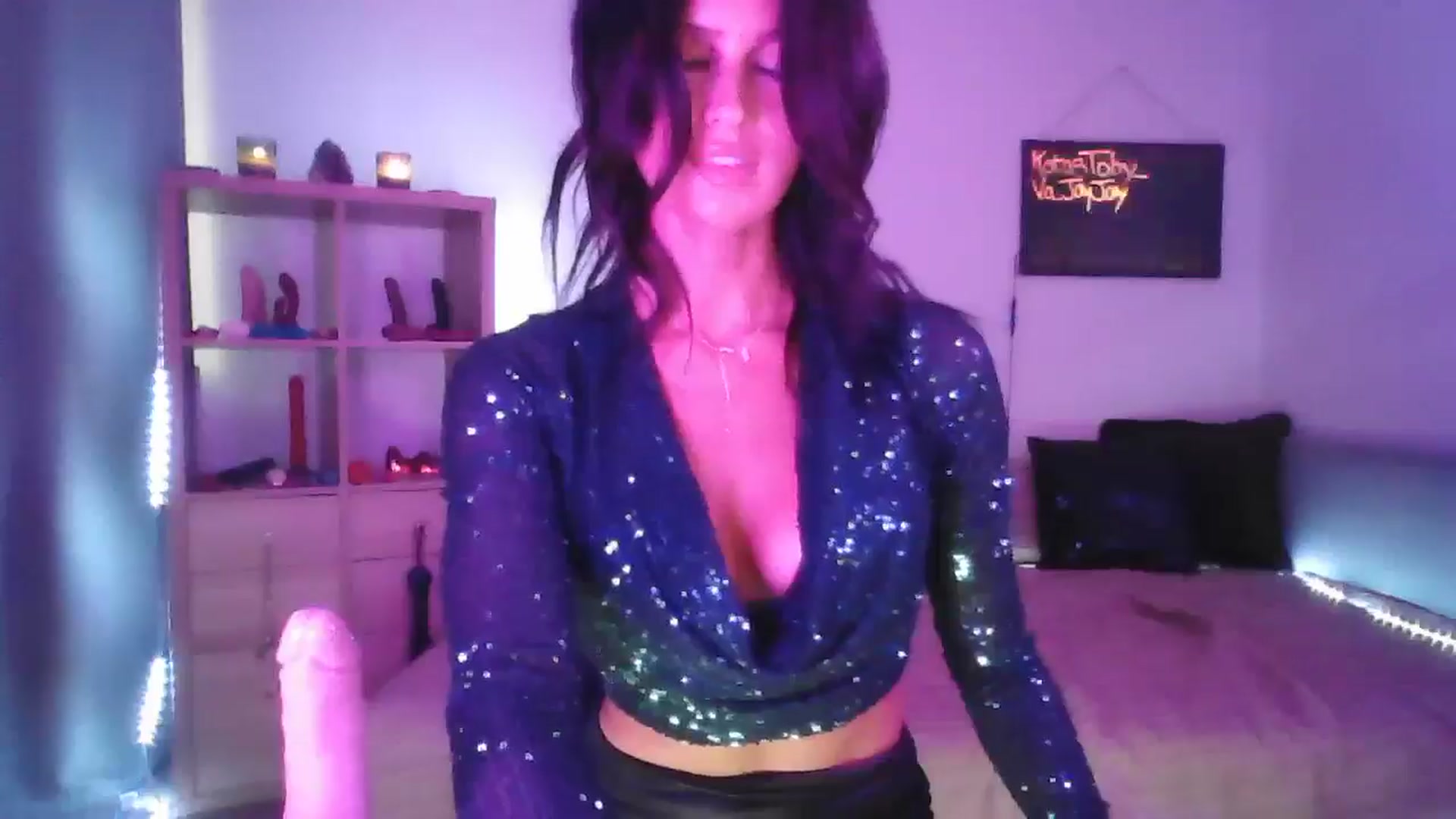 Gallery image thumbnail from DakotaCox's myfreecams stream on, 09/07/2024, 05:46 image 19 of 20