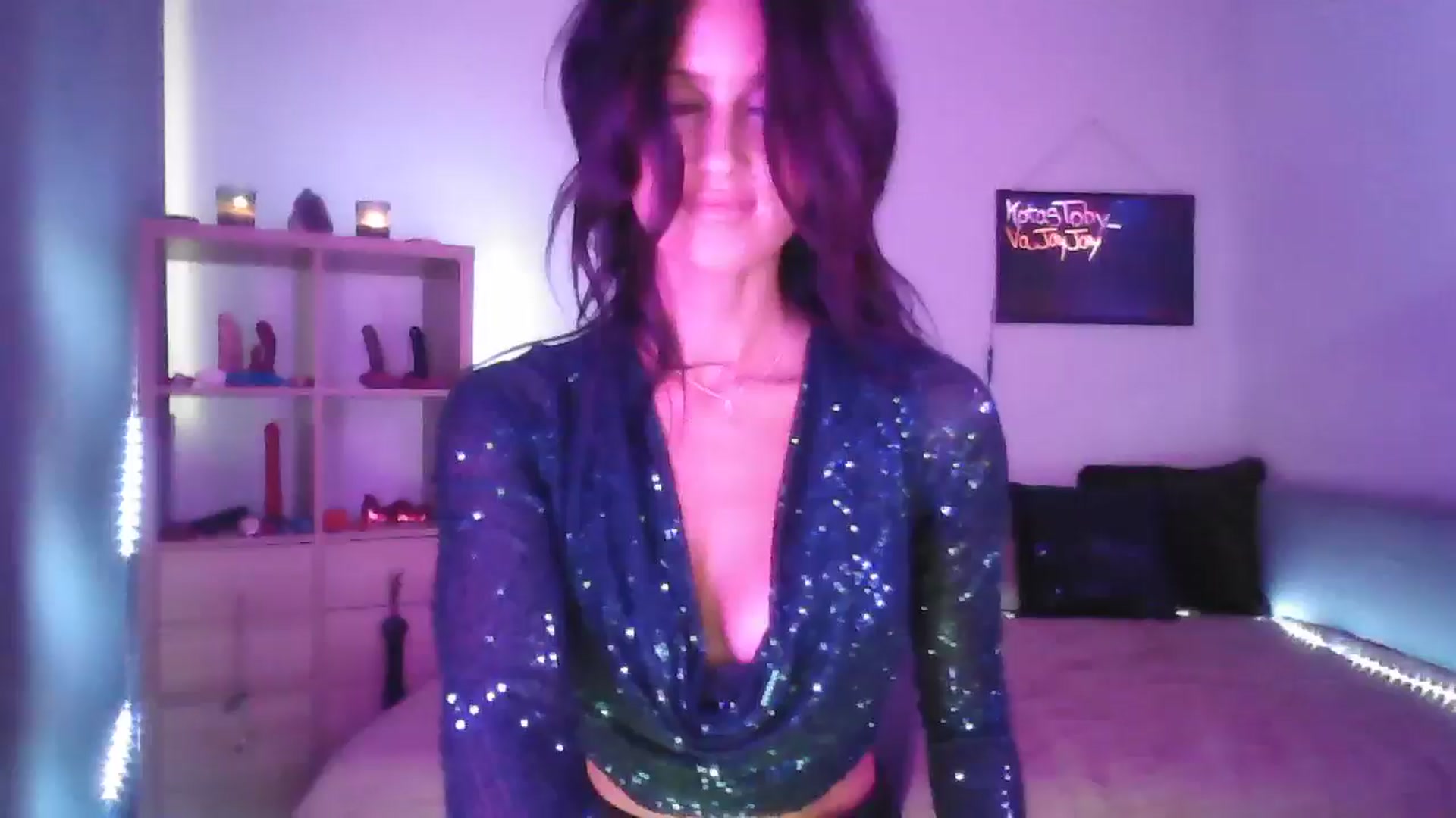 Gallery image thumbnail from DakotaCox's myfreecams stream on, 09/07/2024, 06:31 image 8 of 20