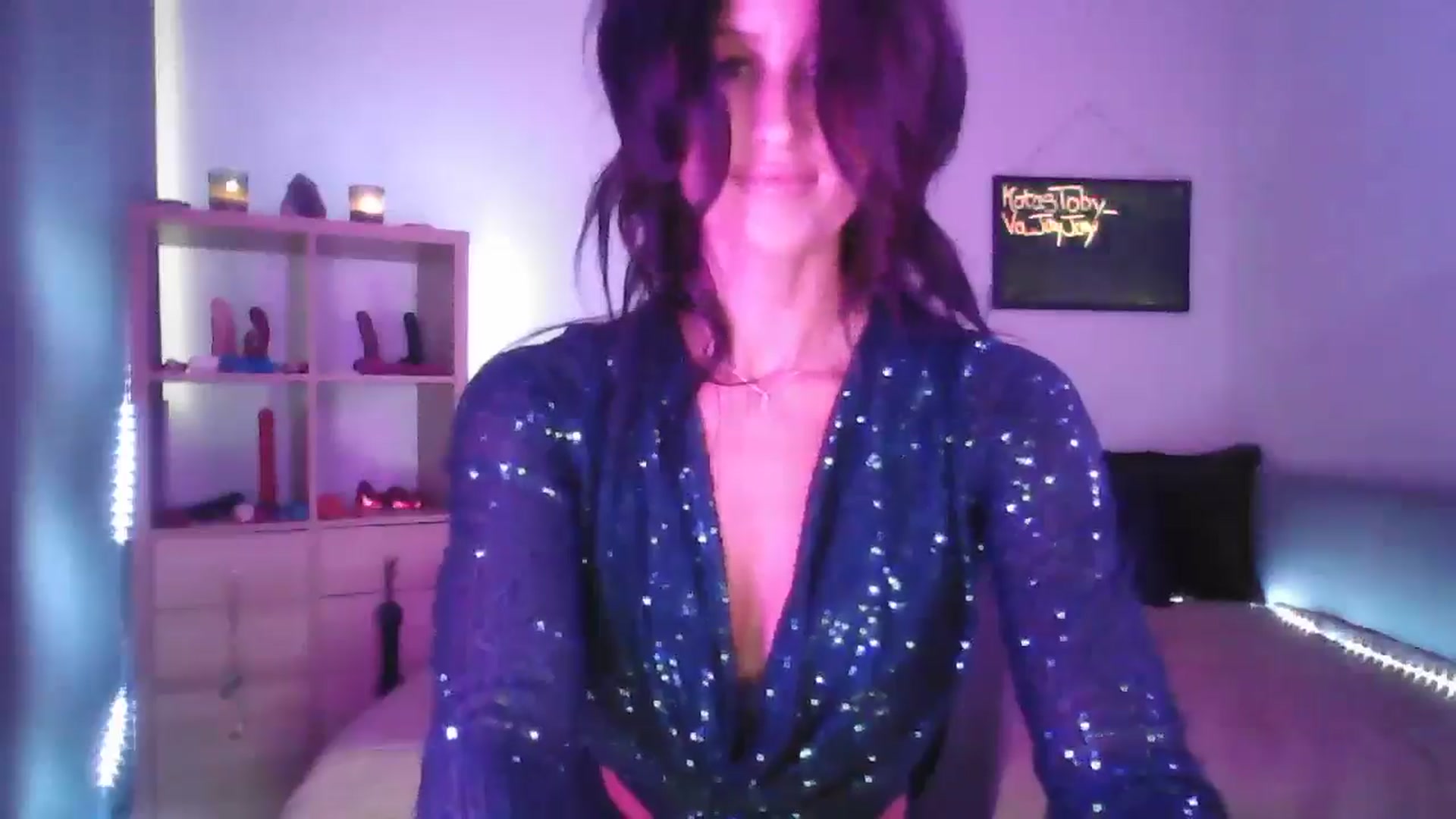 Gallery image thumbnail from DakotaCox's myfreecams stream on, 09/07/2024, 06:31 image 19 of 20