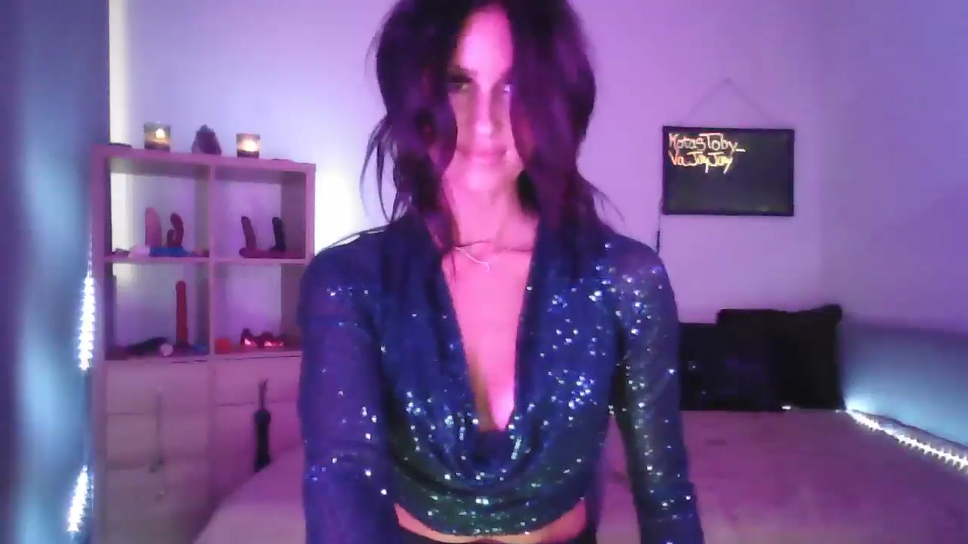 Gallery image thumbnail from DakotaCox's myfreecams stream on, 09/07/2024, 06:31 image 9 of 20