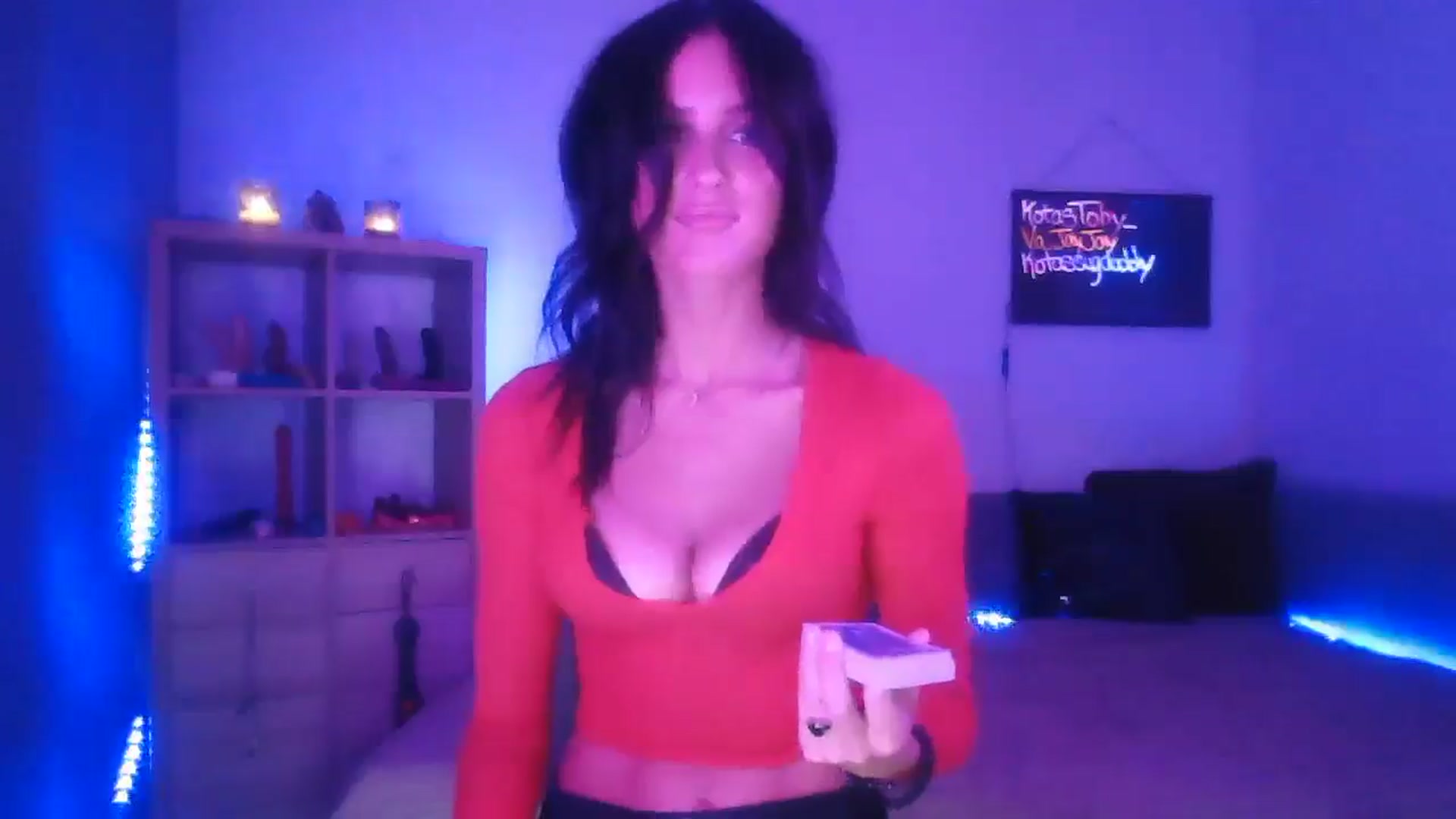 Gallery image thumbnail from DakotaCox's myfreecams stream on, 09/09/2024, 03:34 image 8 of 20