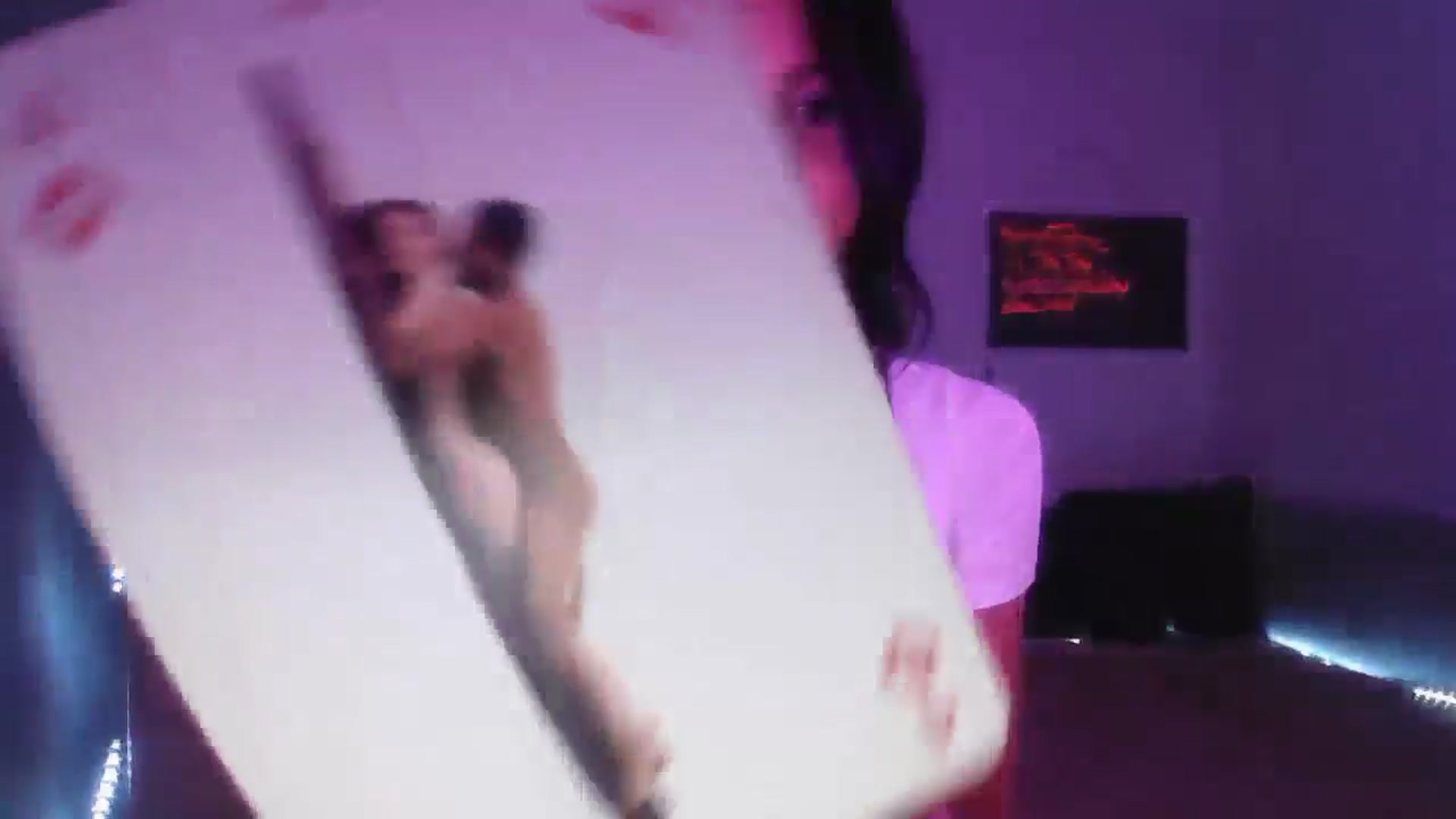 Gallery image thumbnail from DakotaCox's myfreecams stream on, 09/10/2024, 03:20 image 18 of 20