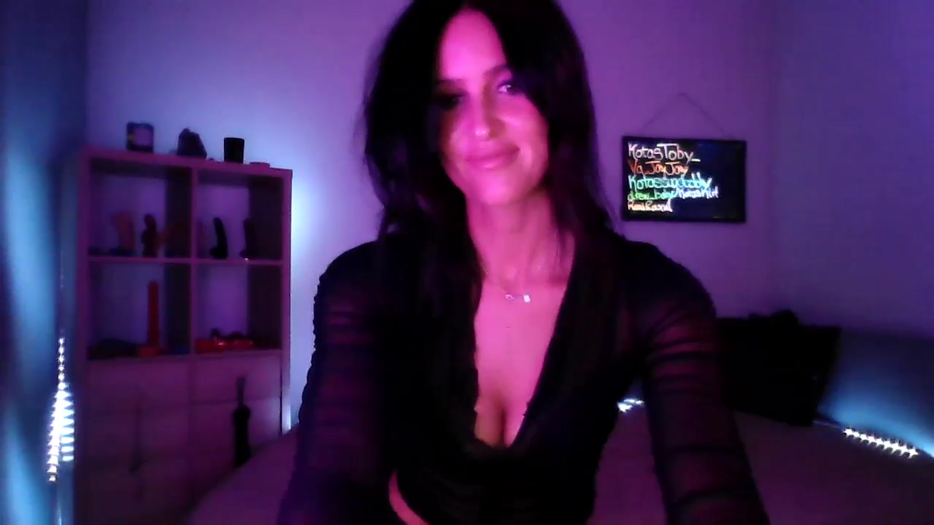 Gallery image thumbnail from DakotaCox's myfreecams stream on, 09/21/2024, 05:22 image 7 of 20