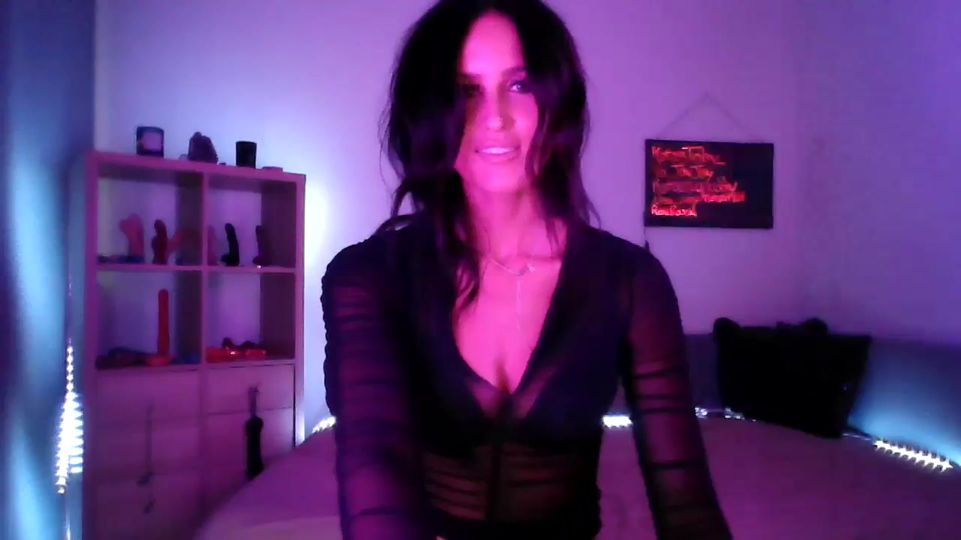 Gallery image thumbnail from DakotaCox's myfreecams stream on, 09/21/2024, 05:22 image 14 of 20