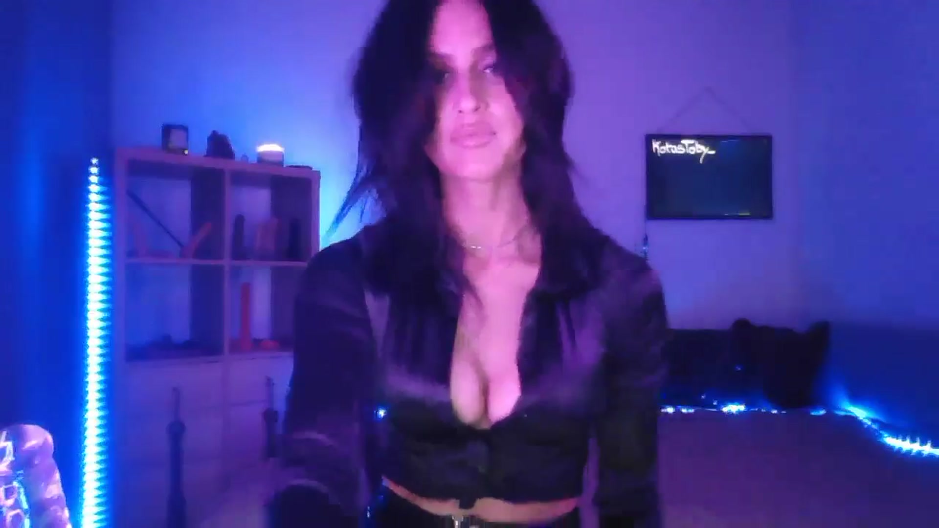 Gallery image thumbnail from DakotaCox's myfreecams stream on, 12/07/2024, 05:26 image 9 of 20