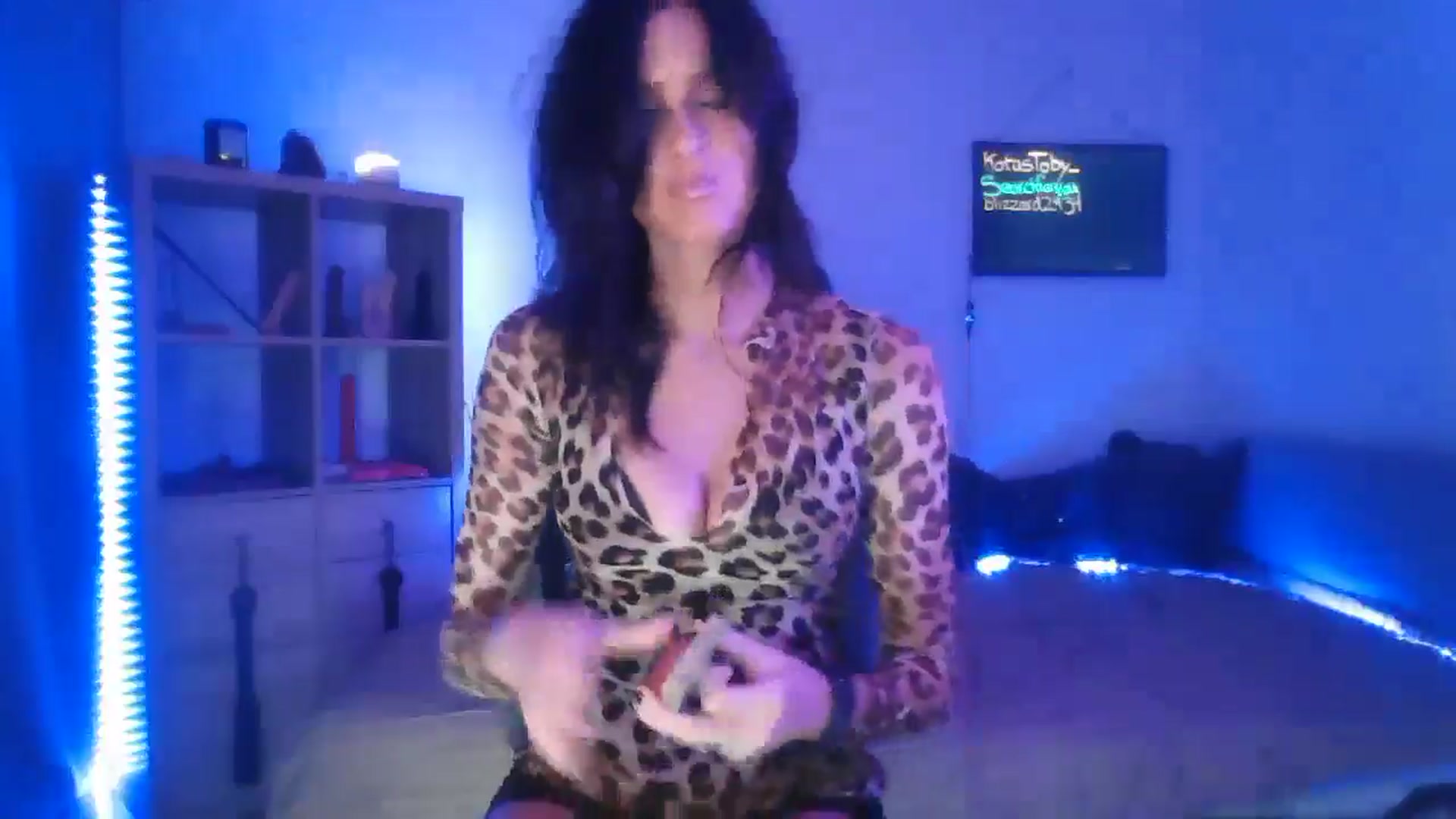 Gallery image thumbnail from DakotaCox's myfreecams stream on, 12/14/2024, 06:52 image 5 of 20