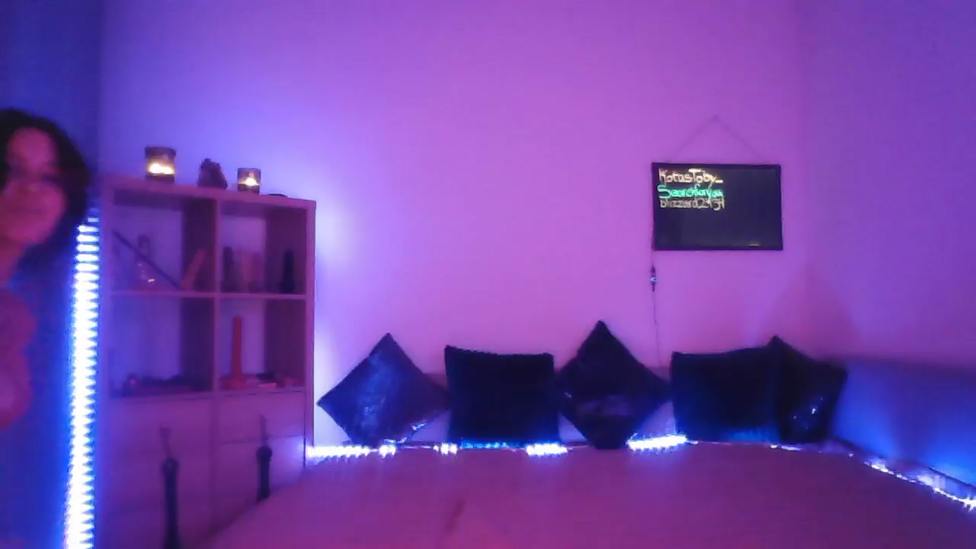 Gallery image thumbnail from DakotaCox's myfreecams stream on, 01/11/2025, 04:55 image 2 of 20