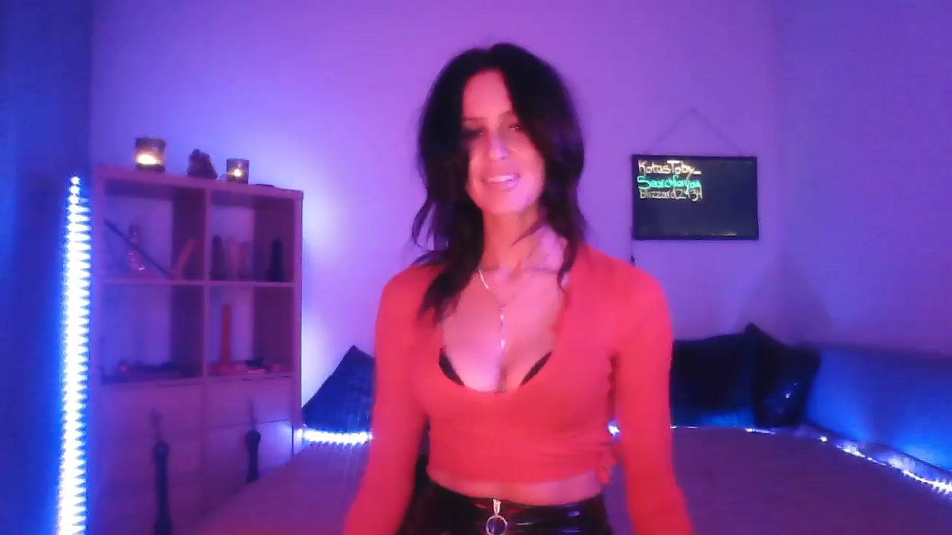 Gallery image thumbnail from DakotaCox's myfreecams stream on, 01/11/2025, 05:28 image 14 of 20