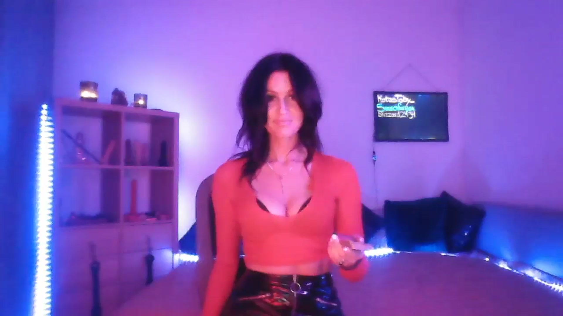 Gallery image thumbnail from DakotaCox's myfreecams stream on, 01/11/2025, 05:28 image 15 of 20
