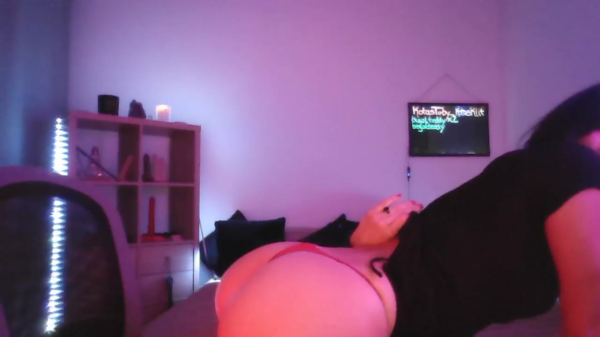 Gallery image thumbnail from DakotaCox's myfreecams stream on, 01/20/2025, 03:58 image 16 of 20