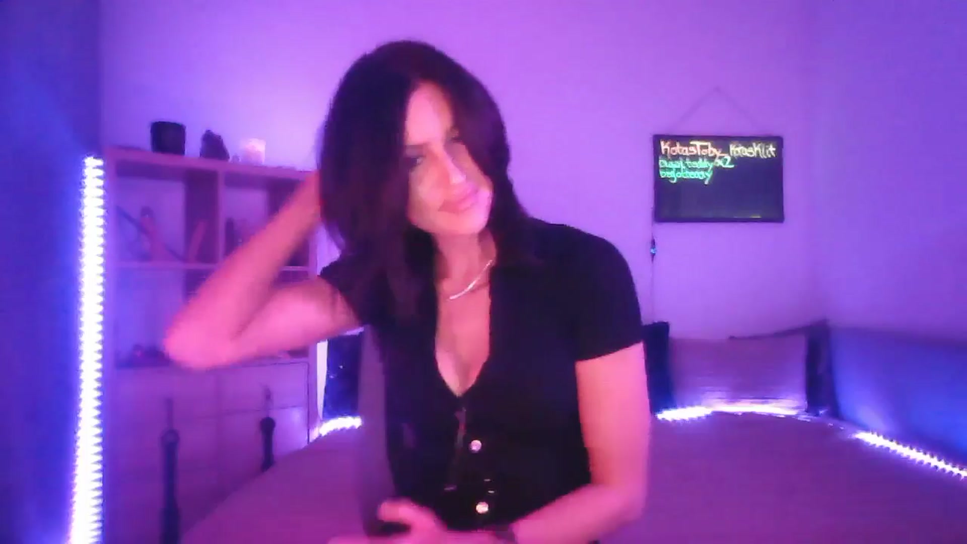 Gallery image thumbnail from DakotaCox's myfreecams stream on, 02/01/2025, 04:52 image 3 of 20
