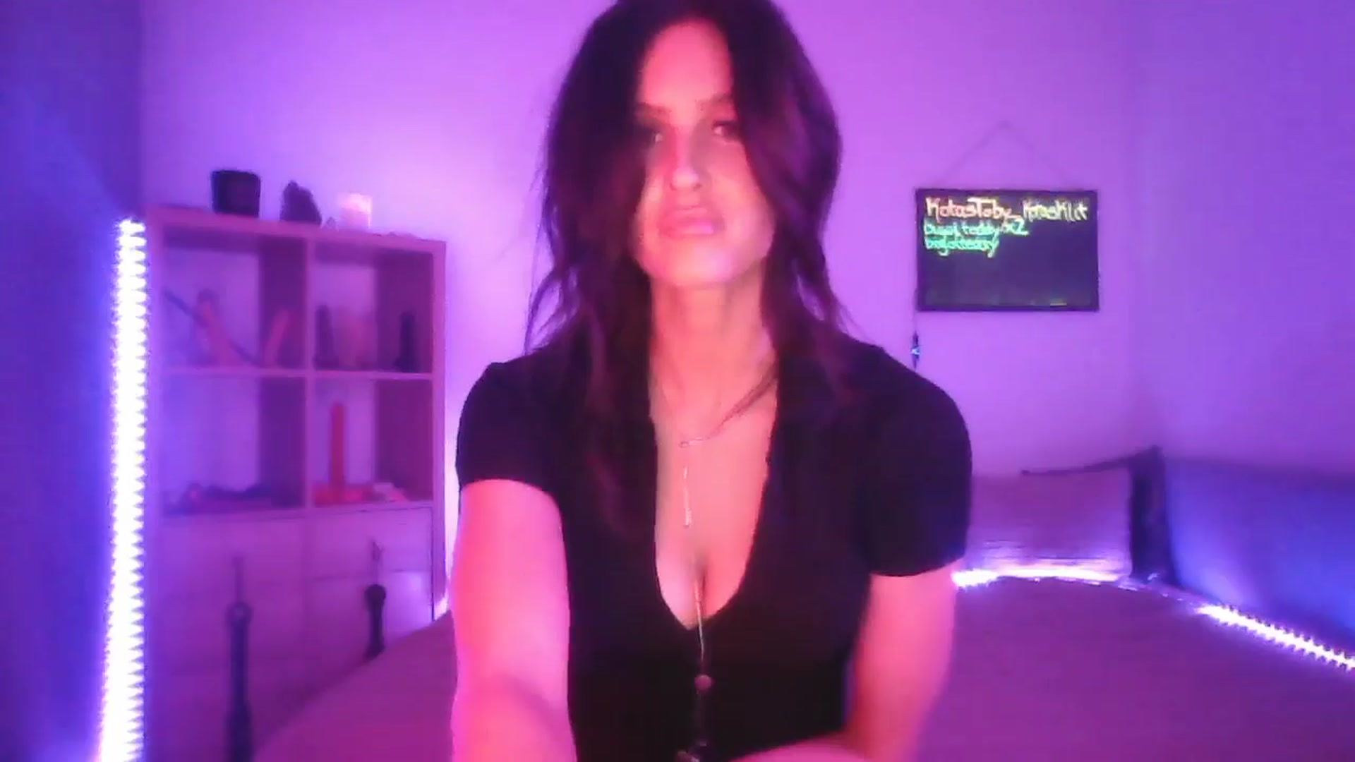 Gallery image thumbnail from DakotaCox's myfreecams stream on, 02/01/2025, 04:52 image 2 of 20