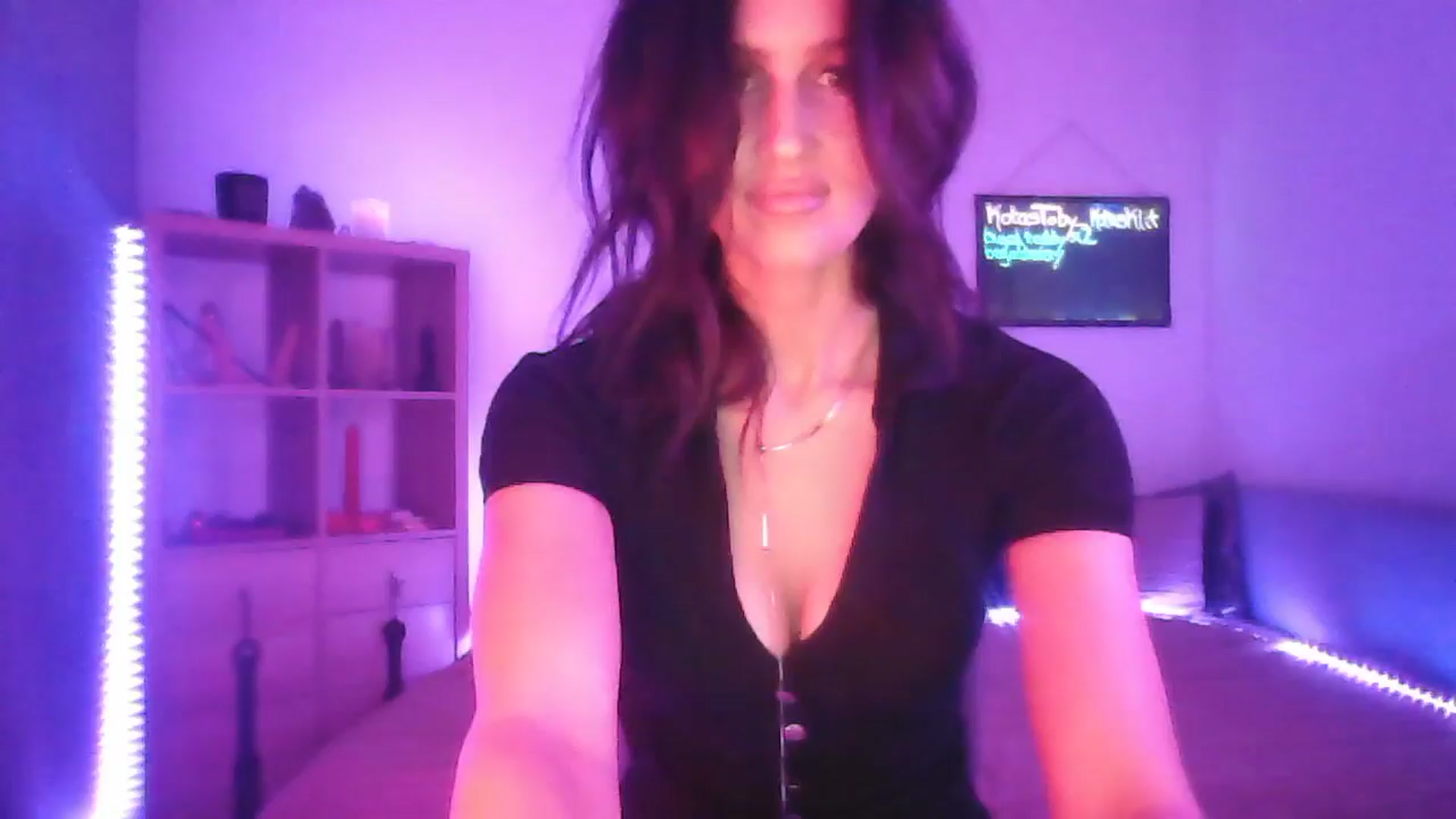 Gallery image thumbnail from DakotaCox's myfreecams stream on, 02/01/2025, 05:08 image 14 of 20