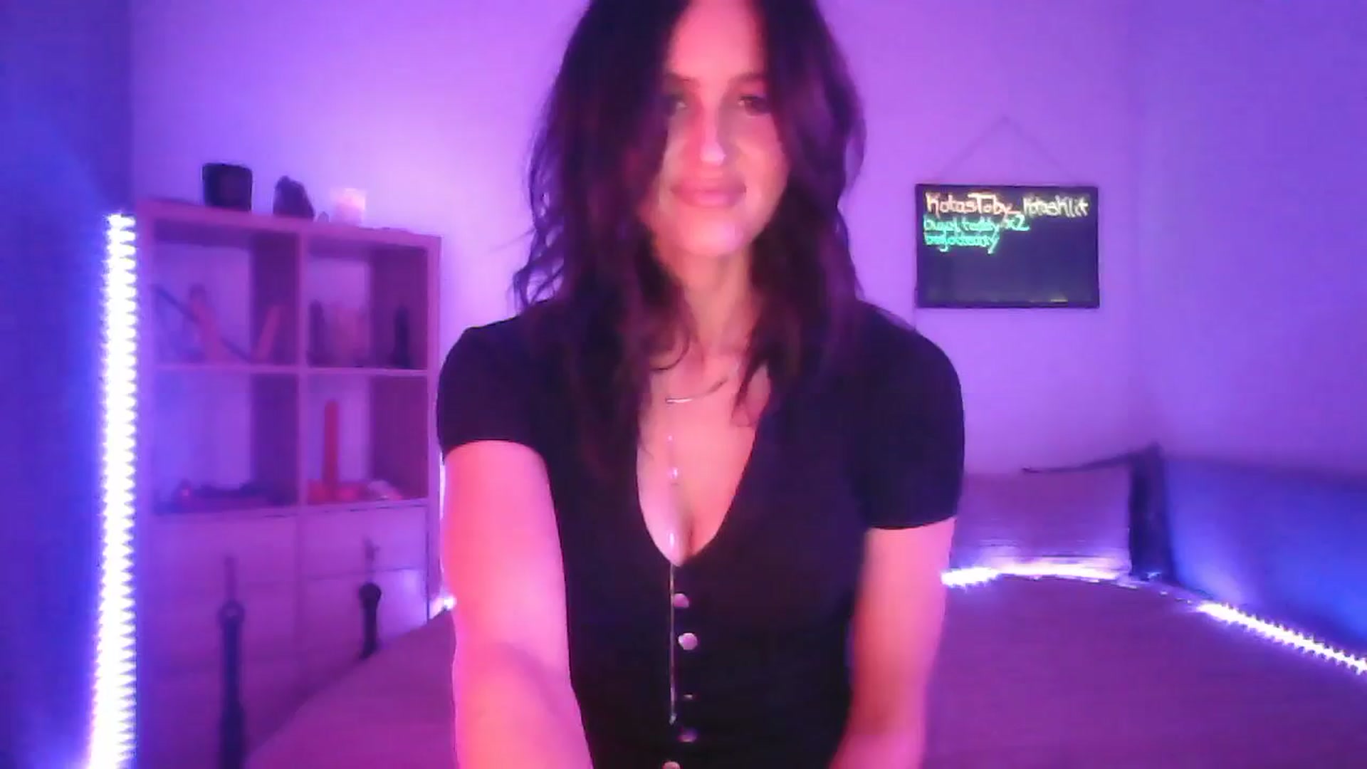 Gallery image thumbnail from DakotaCox's myfreecams stream on, 02/01/2025, 05:08 image 10 of 20