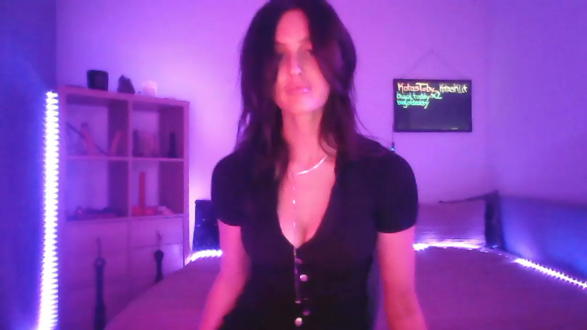 Gallery image thumbnail from DakotaCox's myfreecams stream on, 02/01/2025, 05:08 image 1 of 20