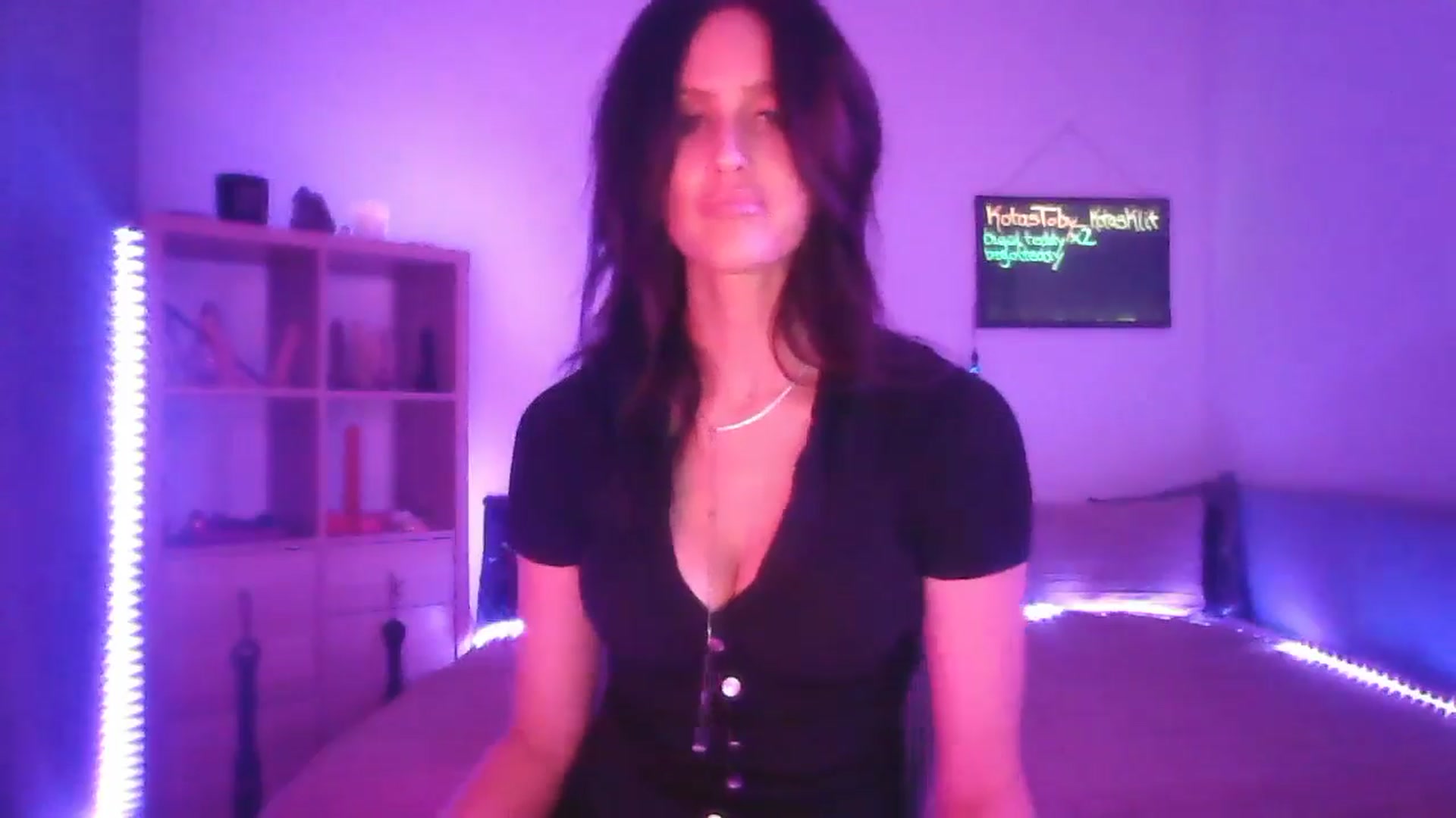 Gallery image thumbnail from DakotaCox's myfreecams stream on, 02/01/2025, 05:08 image 3 of 20