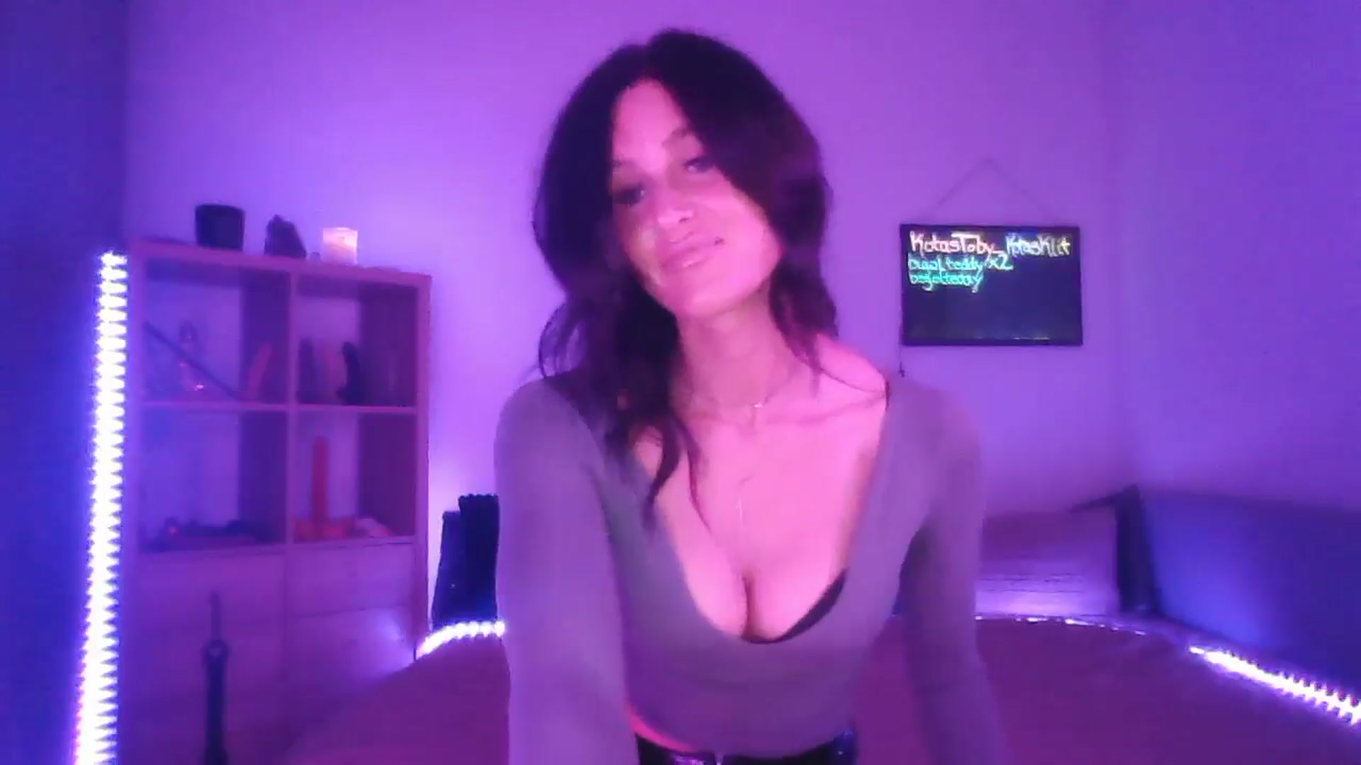 Gallery image thumbnail from DakotaCox's myfreecams stream on, 02/02/2025, 04:25 image 15 of 20