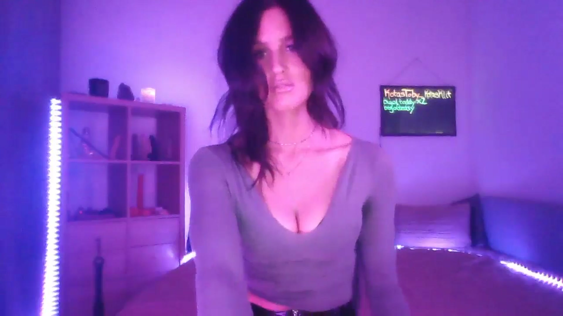 Gallery image thumbnail from DakotaCox's myfreecams stream on, 02/02/2025, 04:25 image 19 of 20